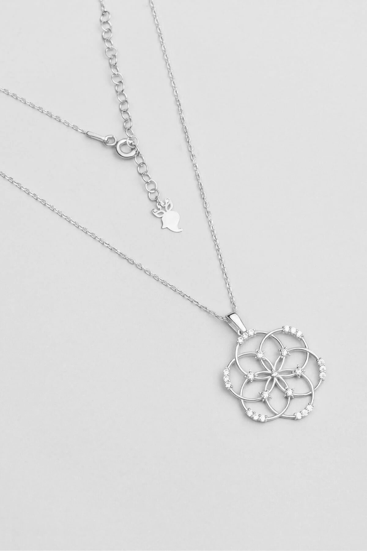 18 Ayar Beyaz Altın Kaplama Gümüş 45 Cm Yaşam Çiçeği Kolye