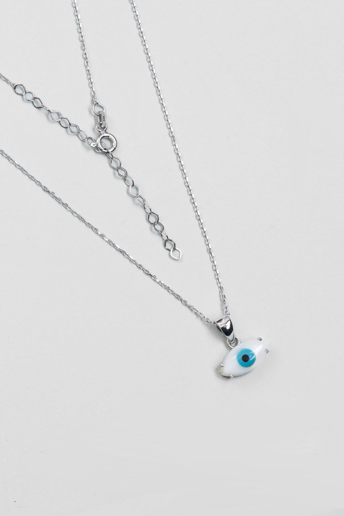 Minimal Göz 18 Ayar Beyaz Altın Kaplama 46 Cm Gümüş Kolye