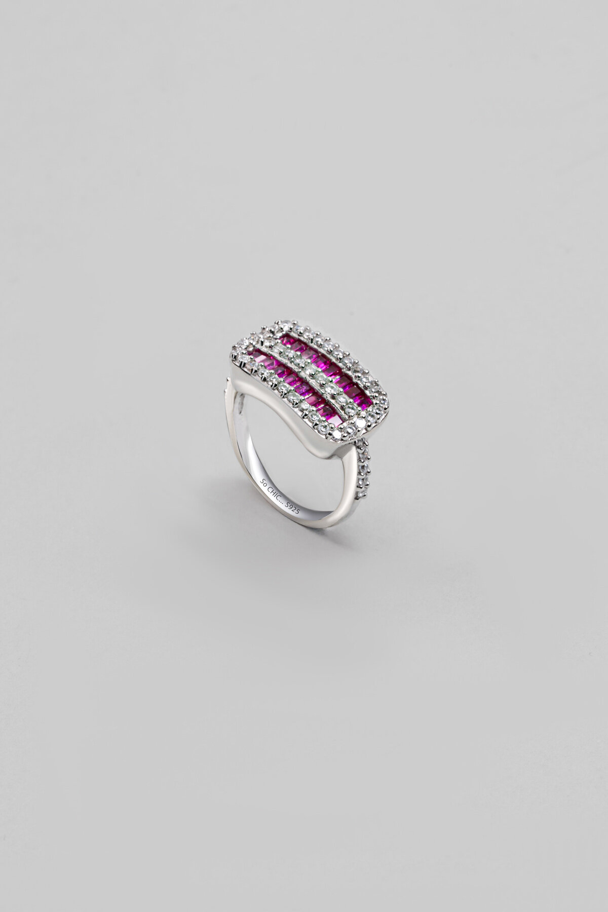 Baget Işılltısı 18 Ayar Beyaz Altın Kaplama Gümüş Yüzük