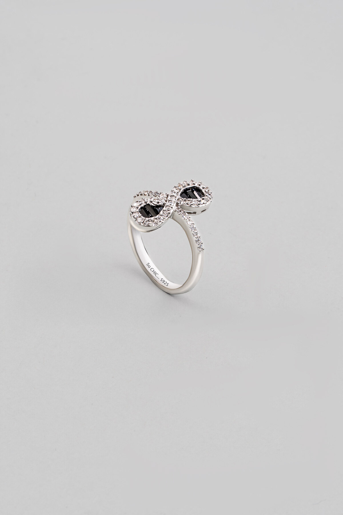 Minimal Sonsuzluk 18 Ayar Beyaz Altın Kaplama Gümüş Yüzük