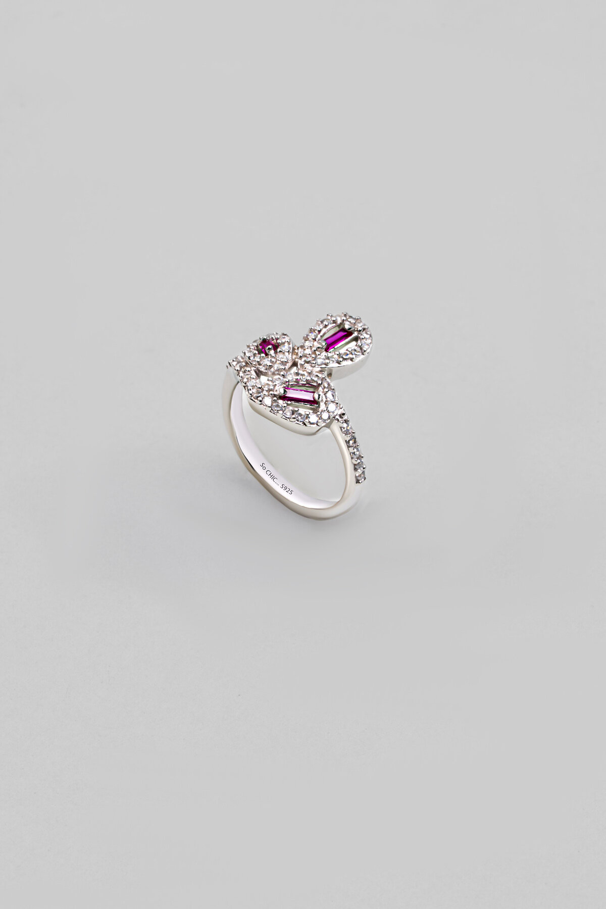 Işıltılı Baget 18 Ayar Beyaz Altın Kaplama Gümüş Yüzük