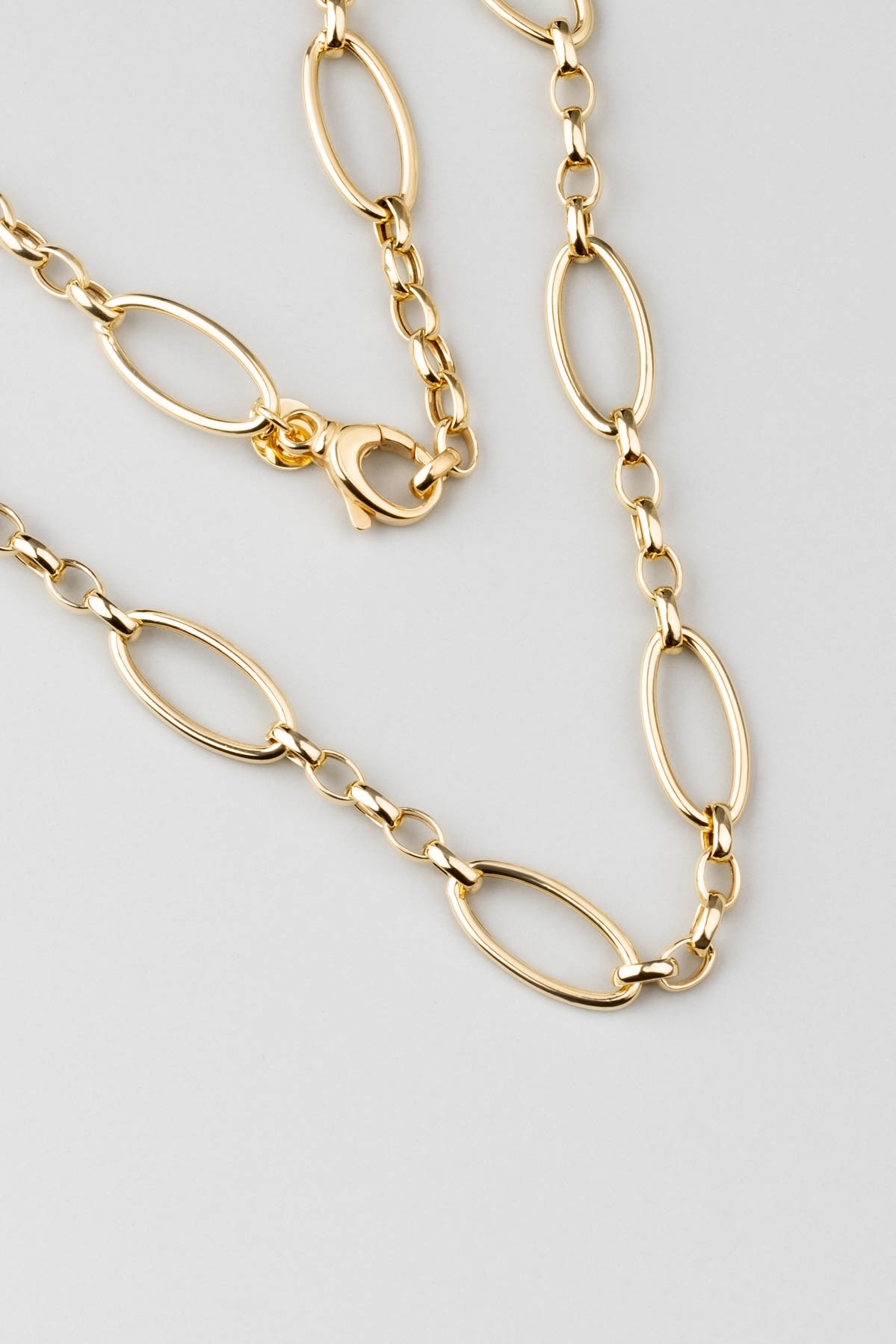 Modern Design 18 Karat Yellow Gold Plated 40 Cm Silver Chain Necklace