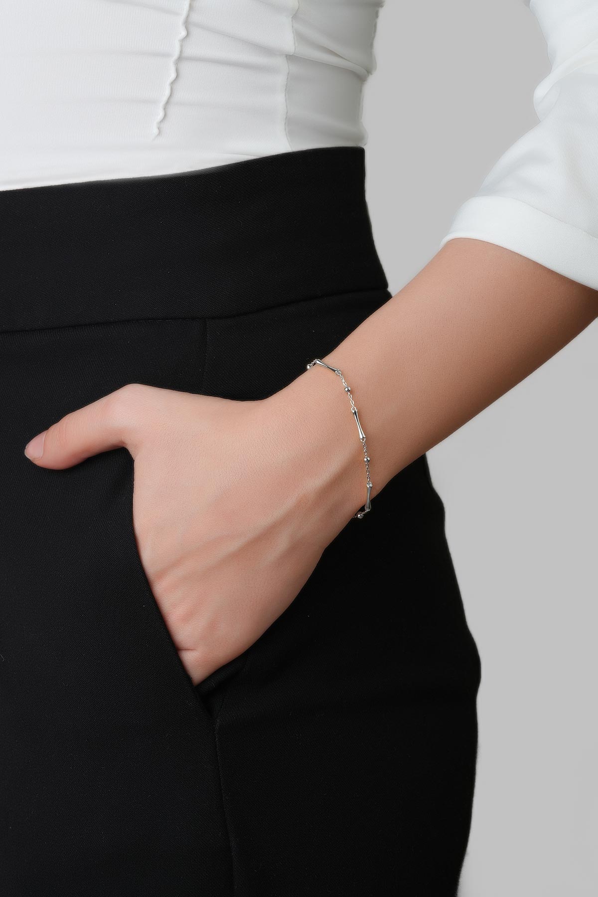 Minimal Tasarım 18 Ayar Beyaz Altın Kaplama 19 Cm Gümüş Minimal Bileklik
 5139699999_3