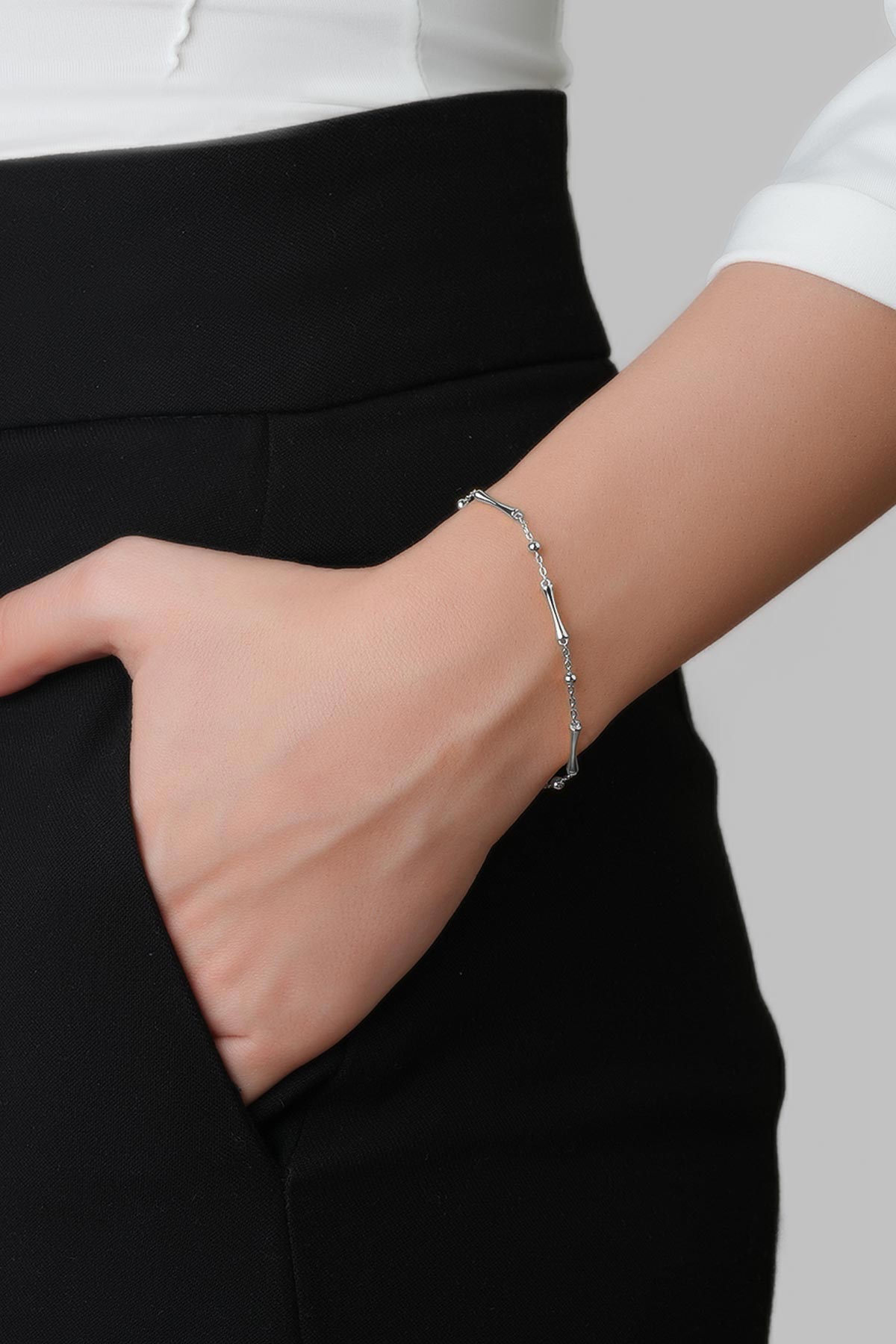 Minimal Tasarım 18 Ayar Beyaz Altın Kaplama 19 Cm Gümüş Minimal Bileklik
 5139699999_1