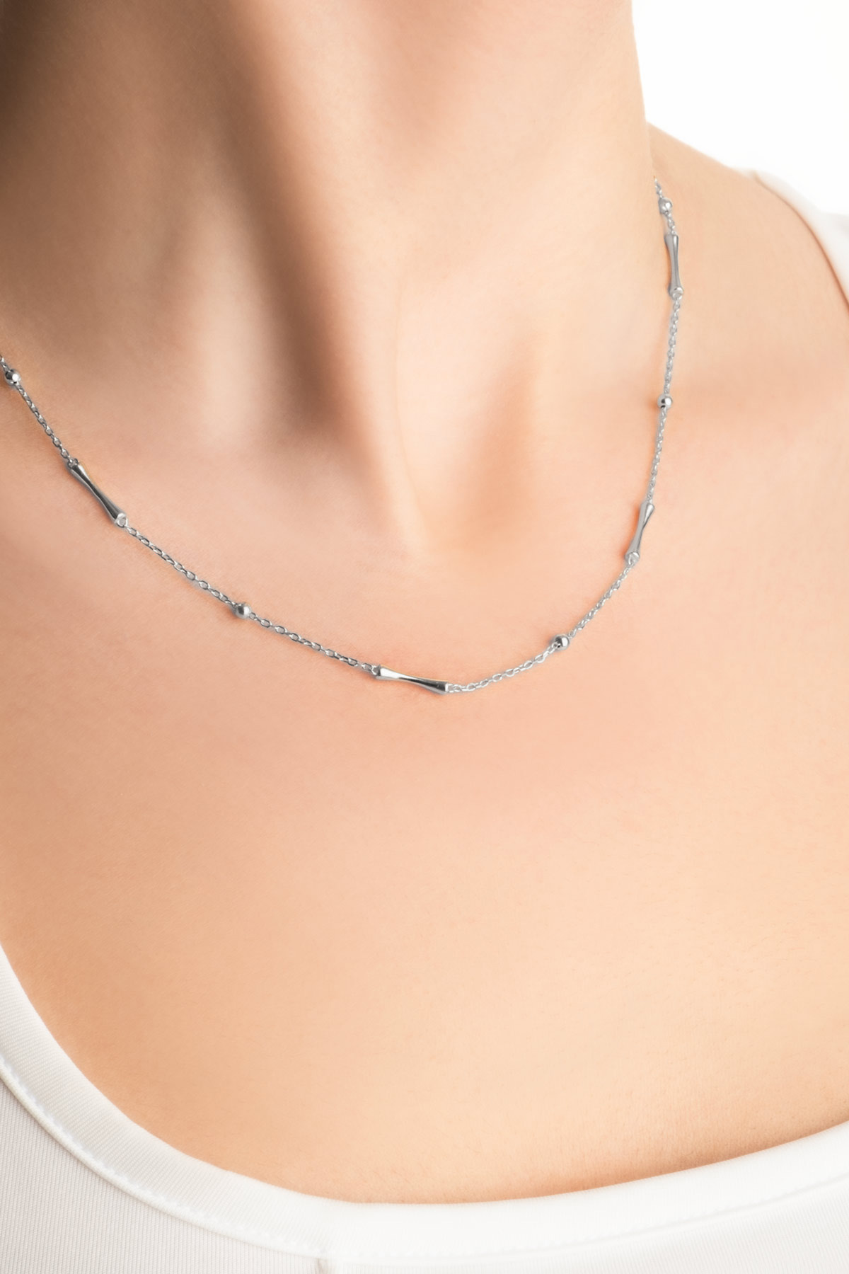 Resim Minimal Dizayn 18 Ayar Beyaz Altın Kaplama 45 Cm Gümüş Zincir Kolye