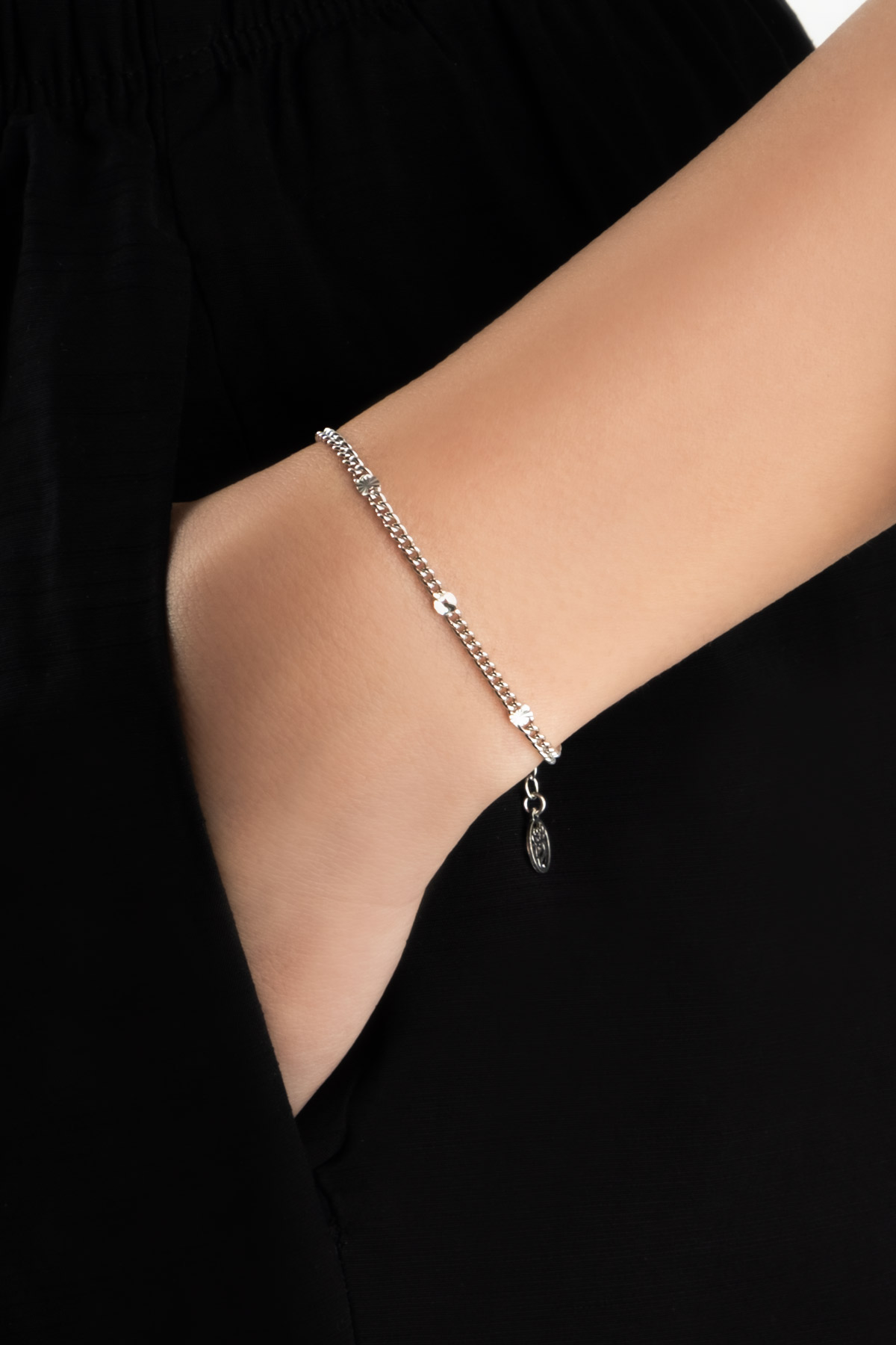 İtalyan Tasarım 18 Ayar Beyaz Altın Kaplama 19 Cm Gümüş Bileklik
 5207519999_1