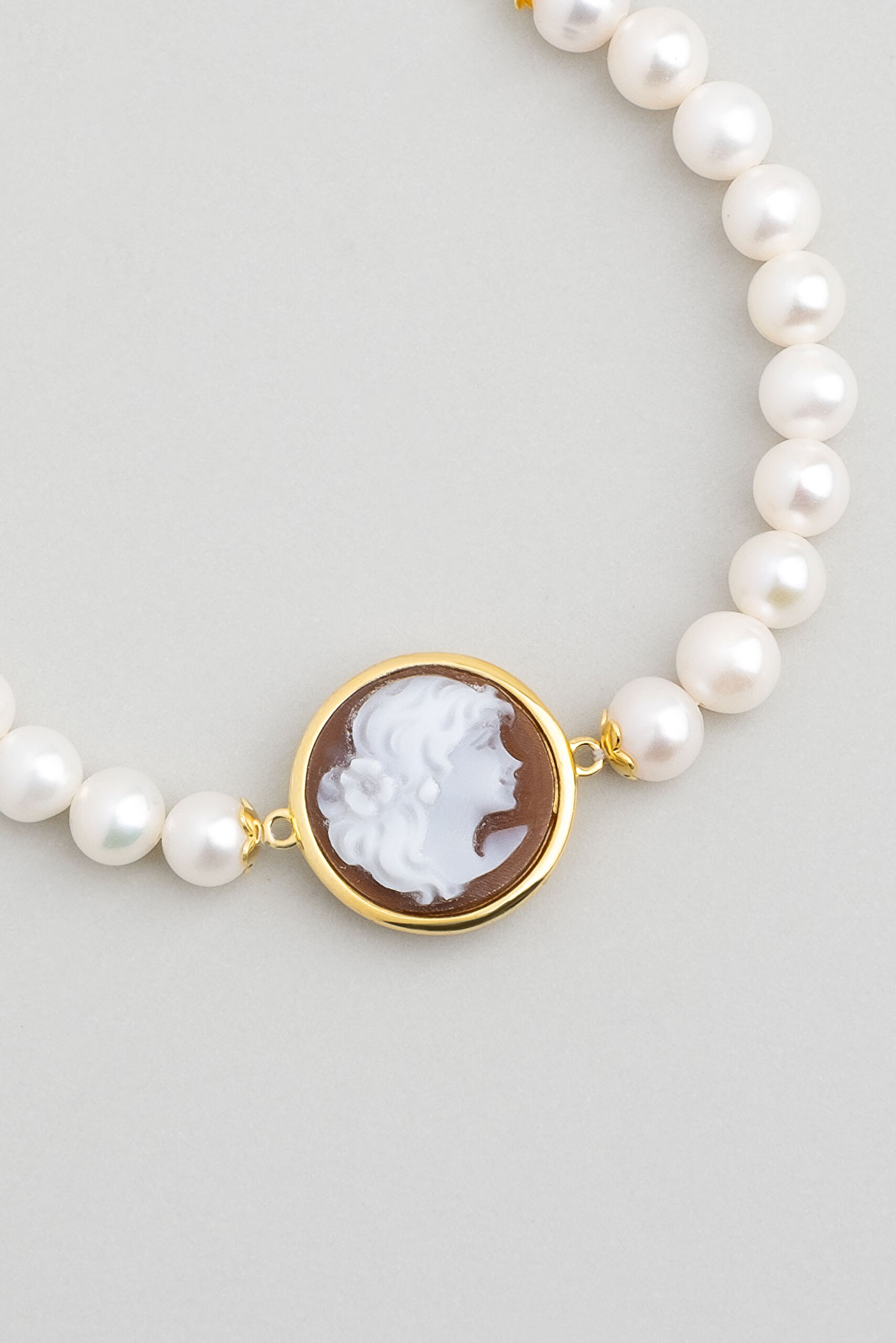 ⁠ Cameo Italiano 18 Ayar Sarı Altın Kaplama 19 Cm Gümüş İnci Bileklik_1}