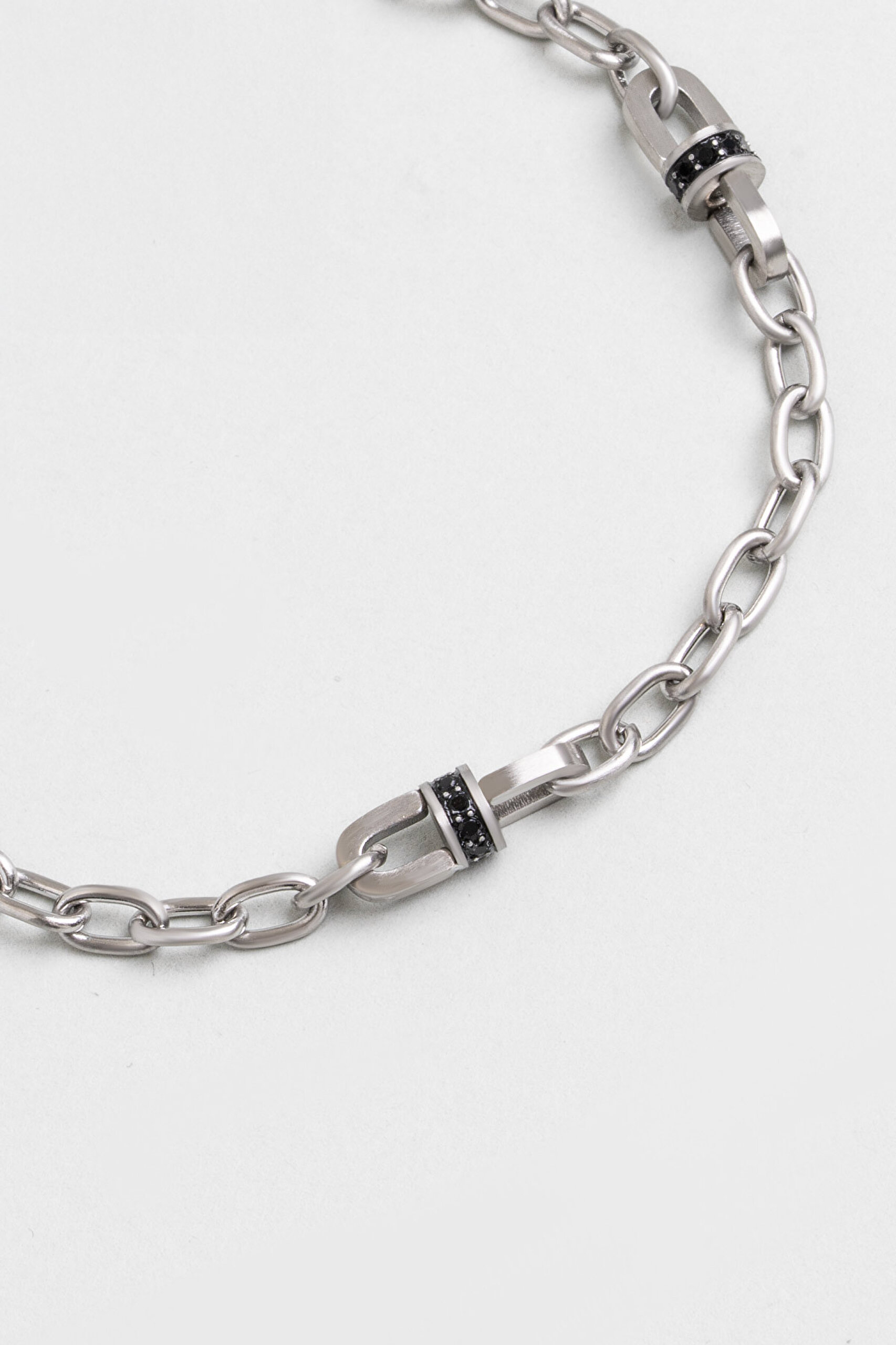 ⁠ Siyah Taş Detaylı Çelik Erkek Zincir Bileklik_2}