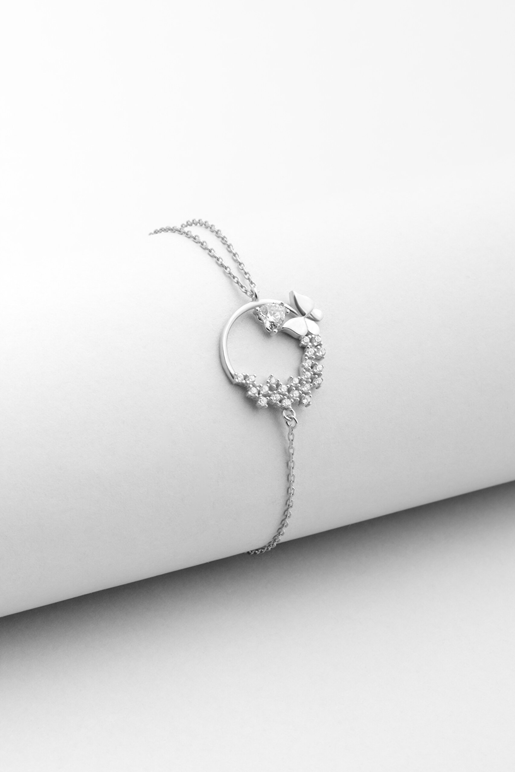 ⁠ Aşk Kelebeği 18 Ayar Beyaz Altın Kaplama 20 Cm Gümüş Bileklik_2}