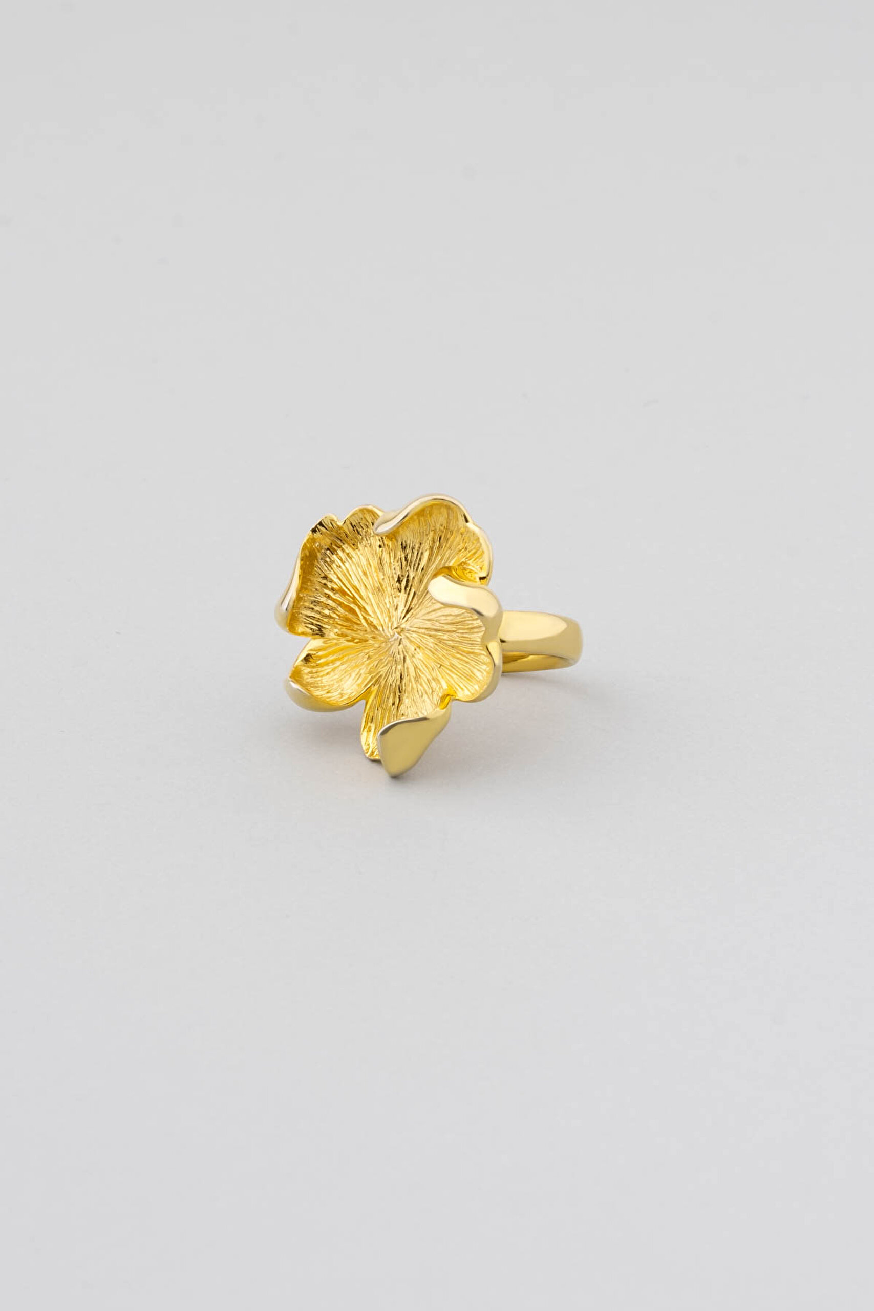 ⁠ Kraliçe'nin Çiçeği 18 Ayar Sarı Altın Kaplama Gümüş Yüzük_1}