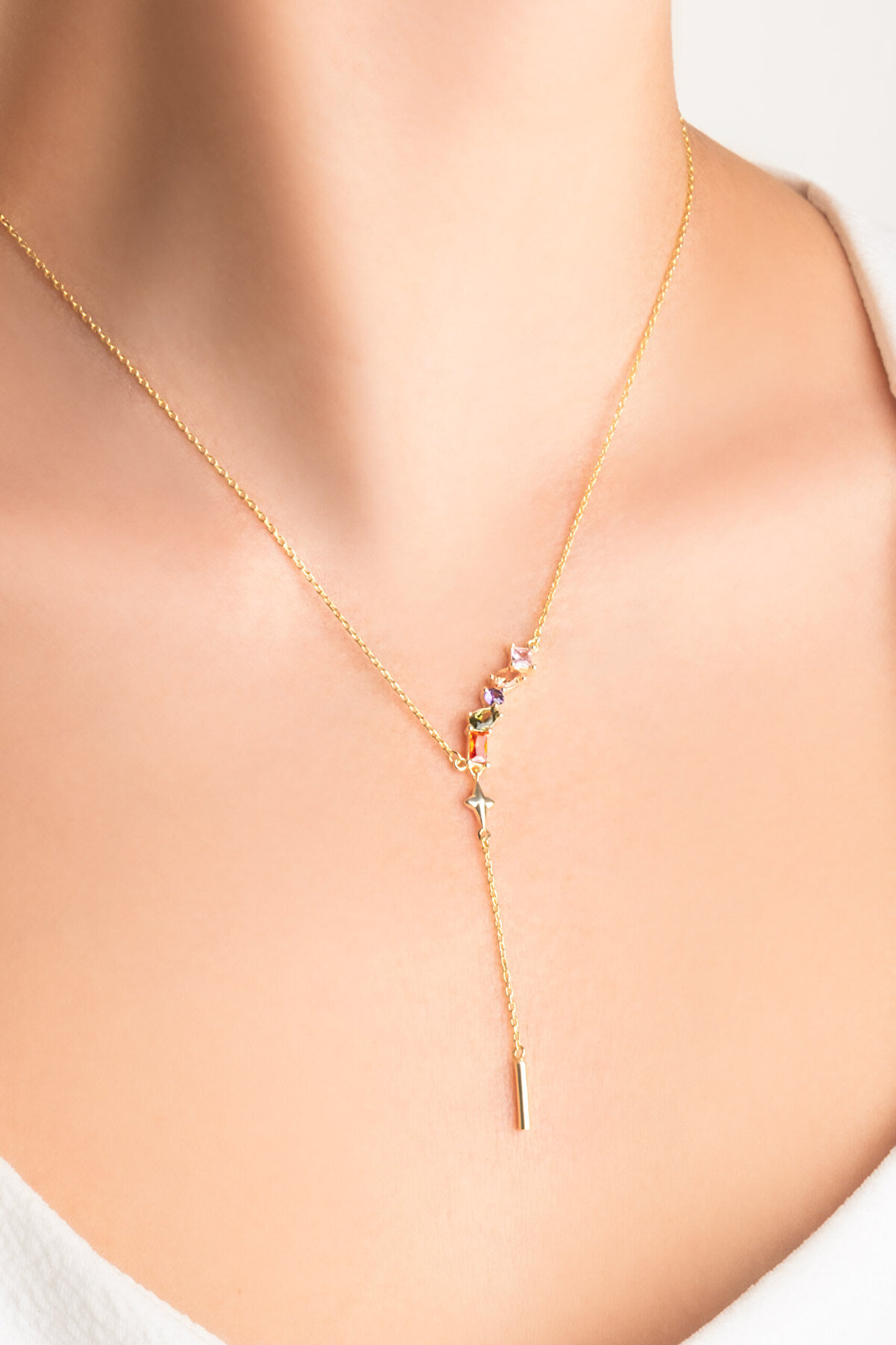 Kayan Yıldız 18 Ayar Sarı Altın Kaplama Sallantılı 48 Cm Gümüş Kolye - 1