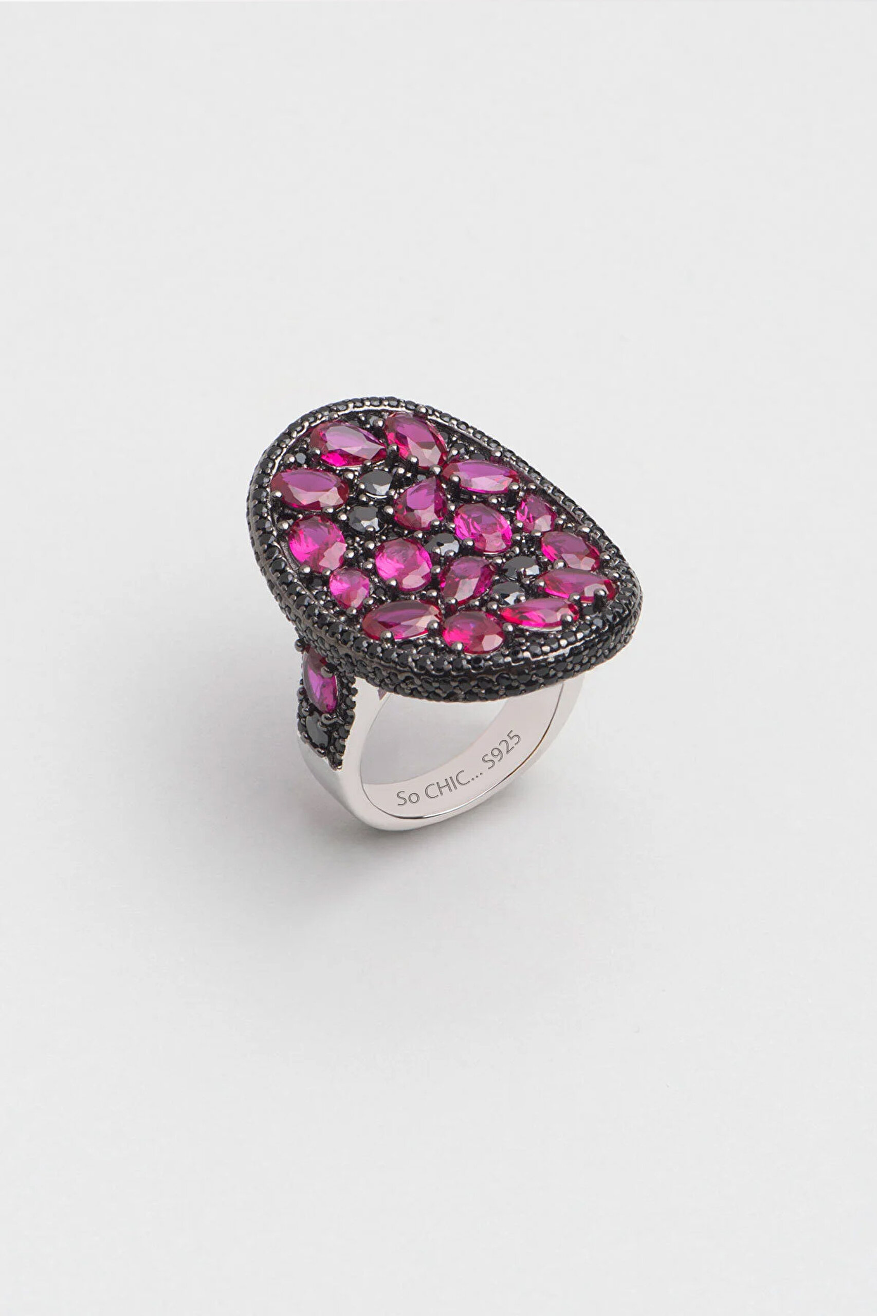 ⁠ Created Ruby Taşlı 18 Ayar Beyaz Altın Kaplama Gümüş Tasarım Yüzük_0}