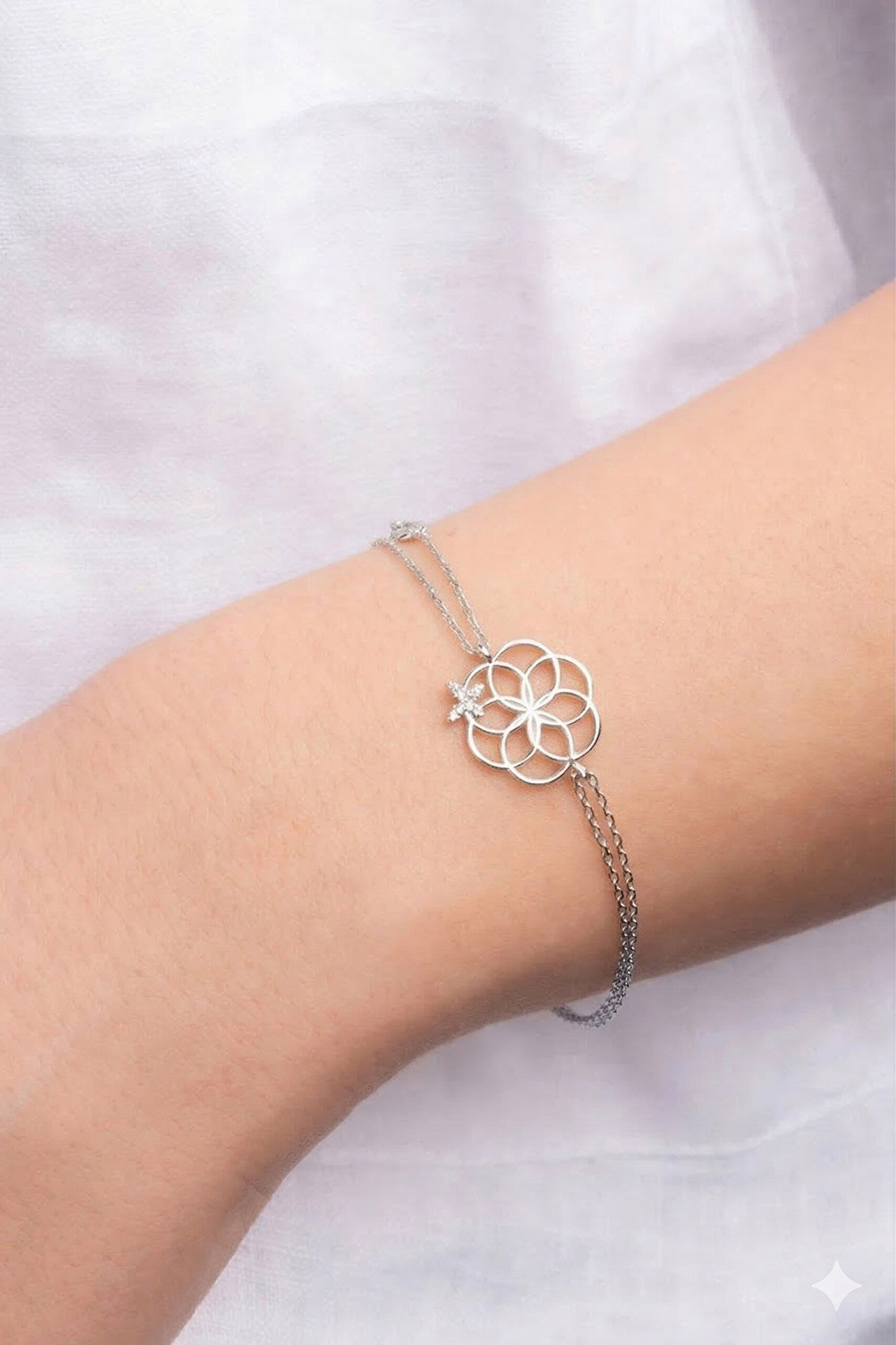 Yaşam Çiçeği 18 Ayar Beyaz Altın Kaplama 19 Cm Gümüş Şans Bileklik - 1