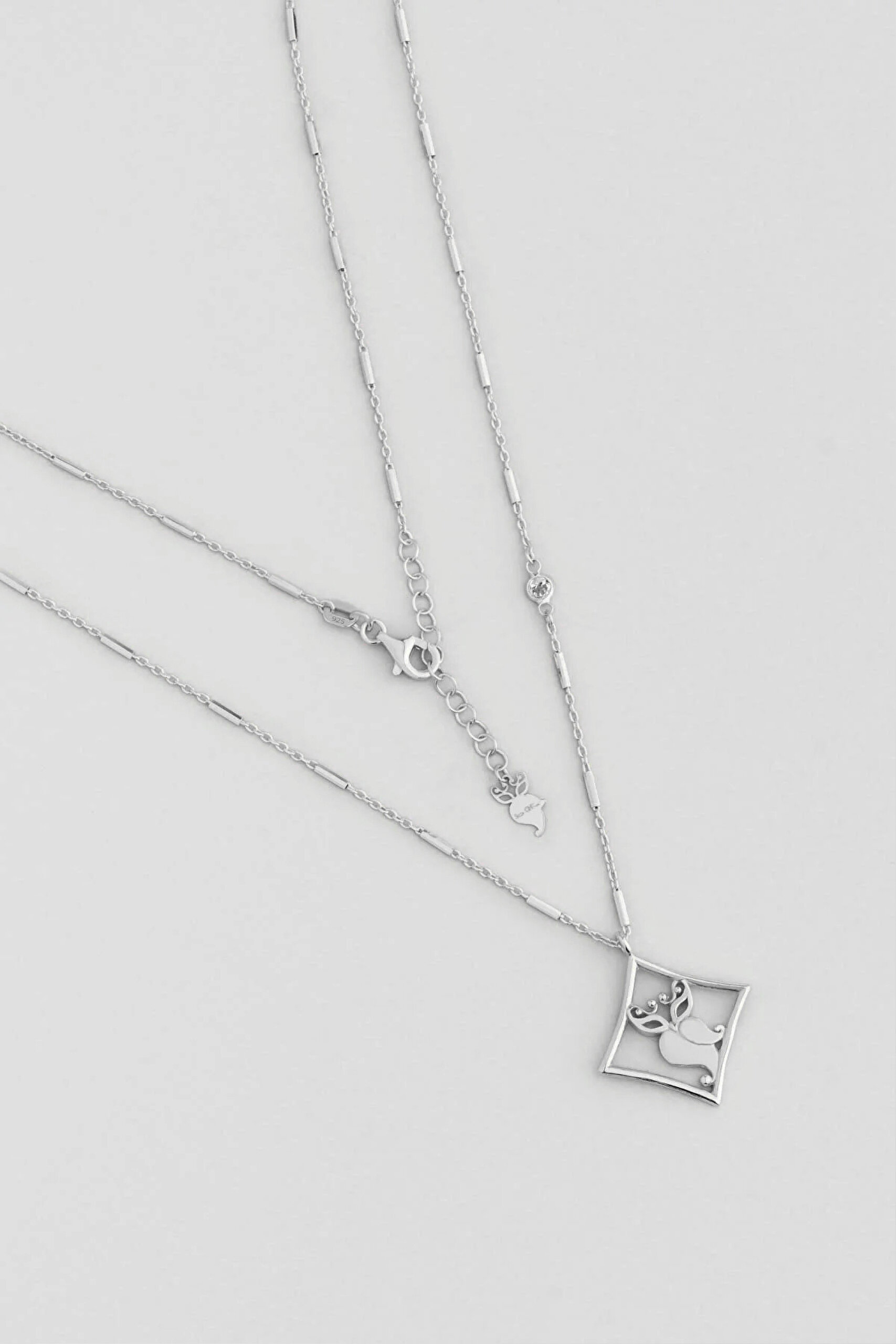 ⁠ Gizemli Göz 18 Ayar Beyaz Altın Kaplama 46 Cm Gümüş Uğurlu So Chic... Baykuş Kolye_0}