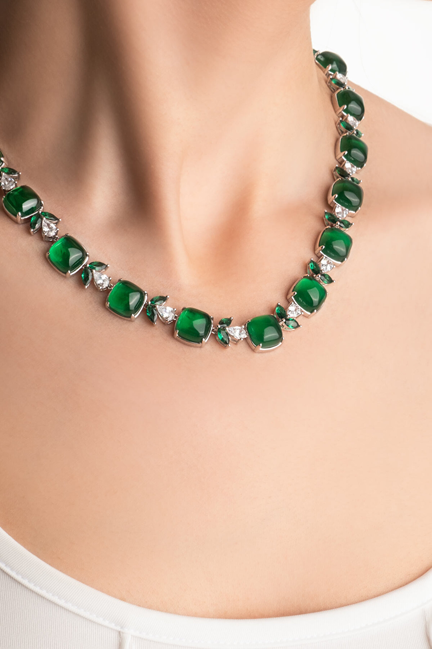 ⁠ Melodi 18 Ayar Beyaz Altın Kaplama 43 Cm Gümüş Gerdanlık_0}