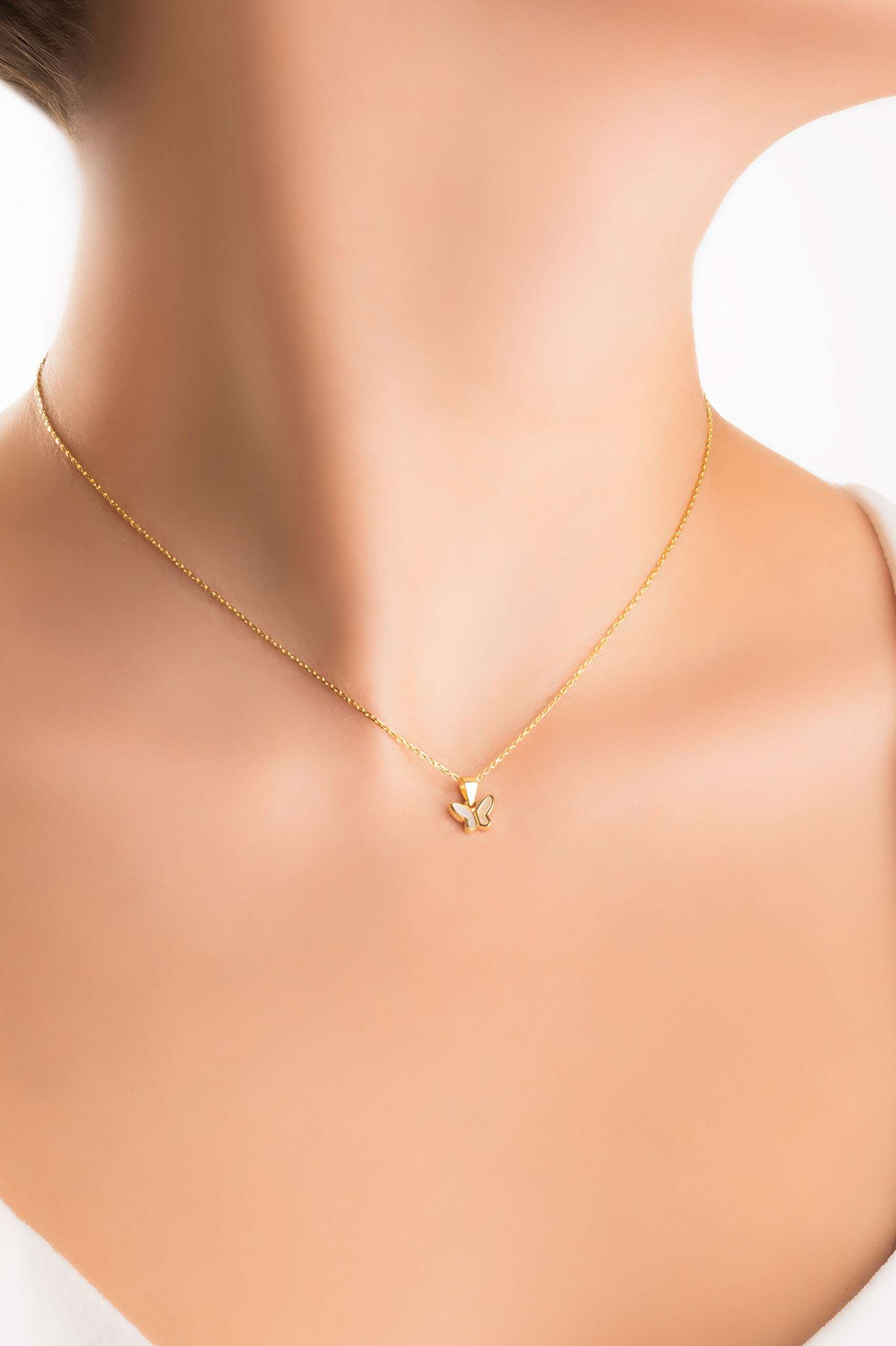 ⁠ Minimal Kelebek 18 Ayar Sarı Altın Kaplama 42 Cm Gümüş Kolye_1}