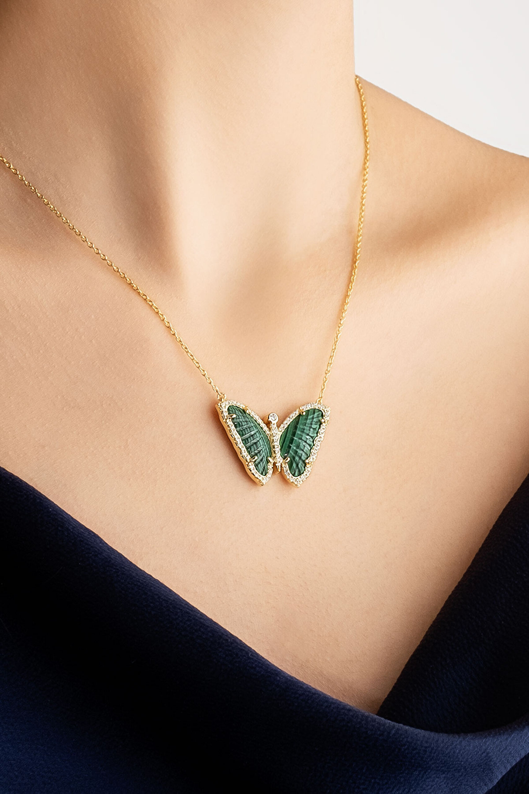 ⁠ Malahit Kelebeği 18 Ayar Sarı Altın Kaplama Gümüş Kolye_2}