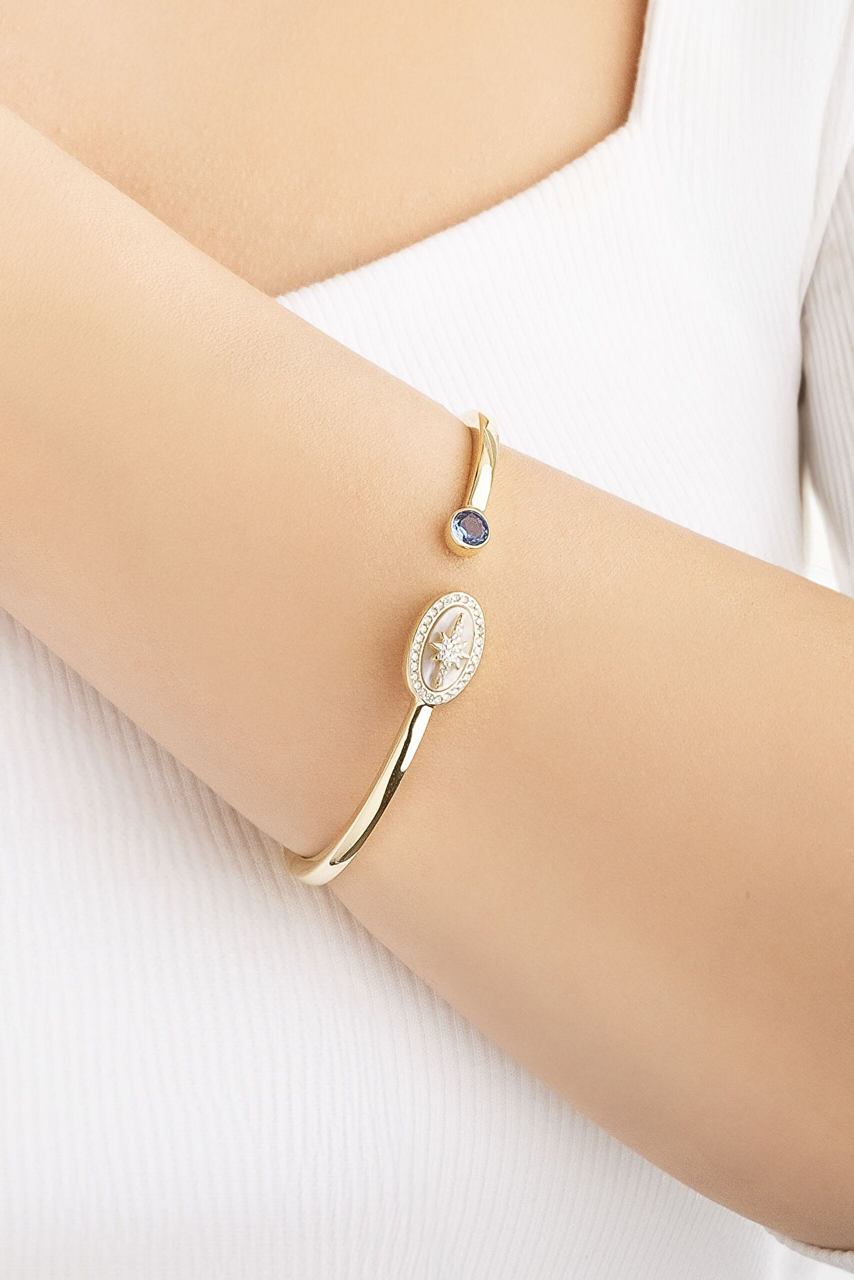 ⁠ Mirasın İzinde 18 Ayar Sarı Altın Kaplama Gümüş Kelepçe Bileklik_3}