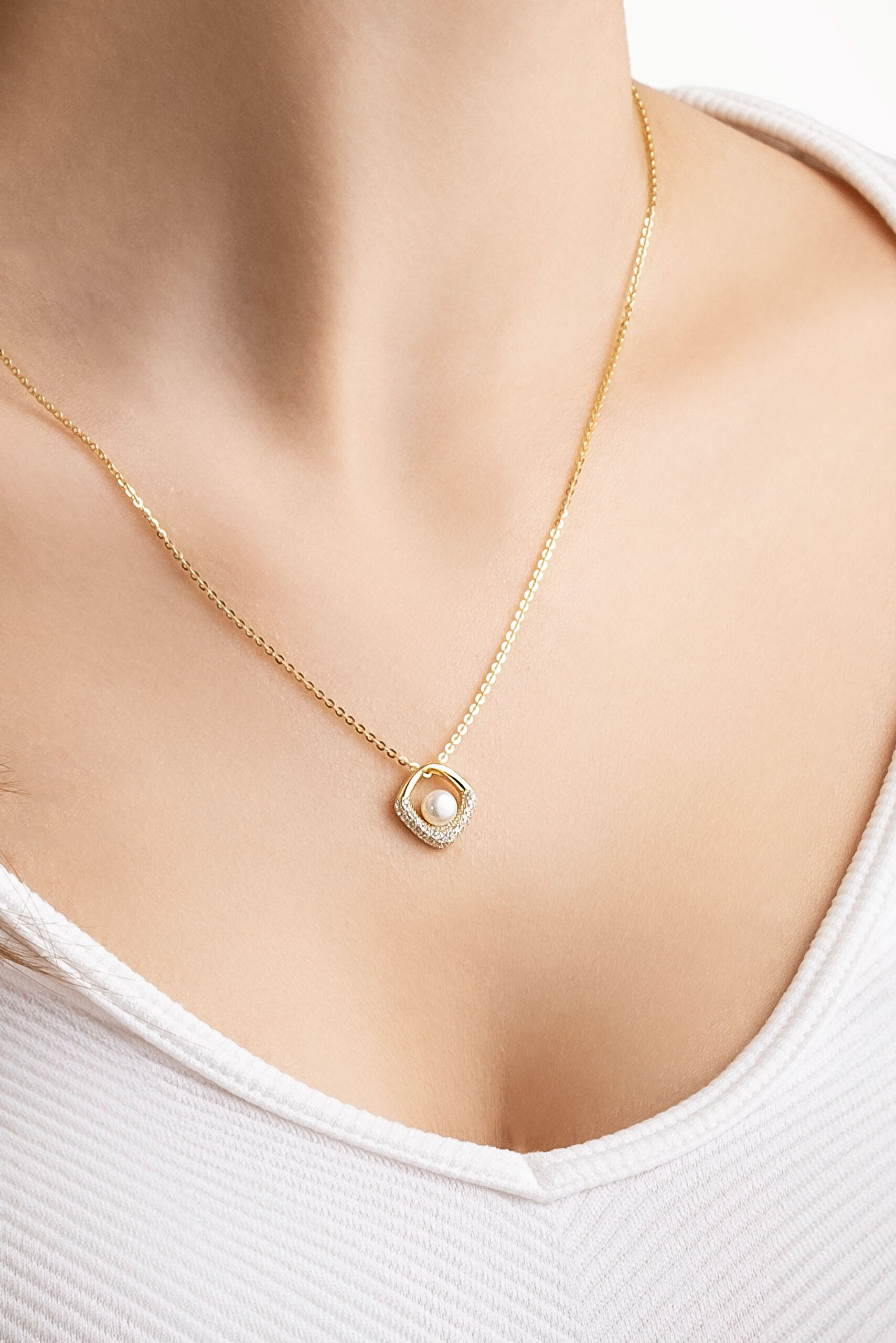 ⁠ İnci Zarafeti 18 Ayar Sarı Altın Kaplama Gümüş Seti_1}