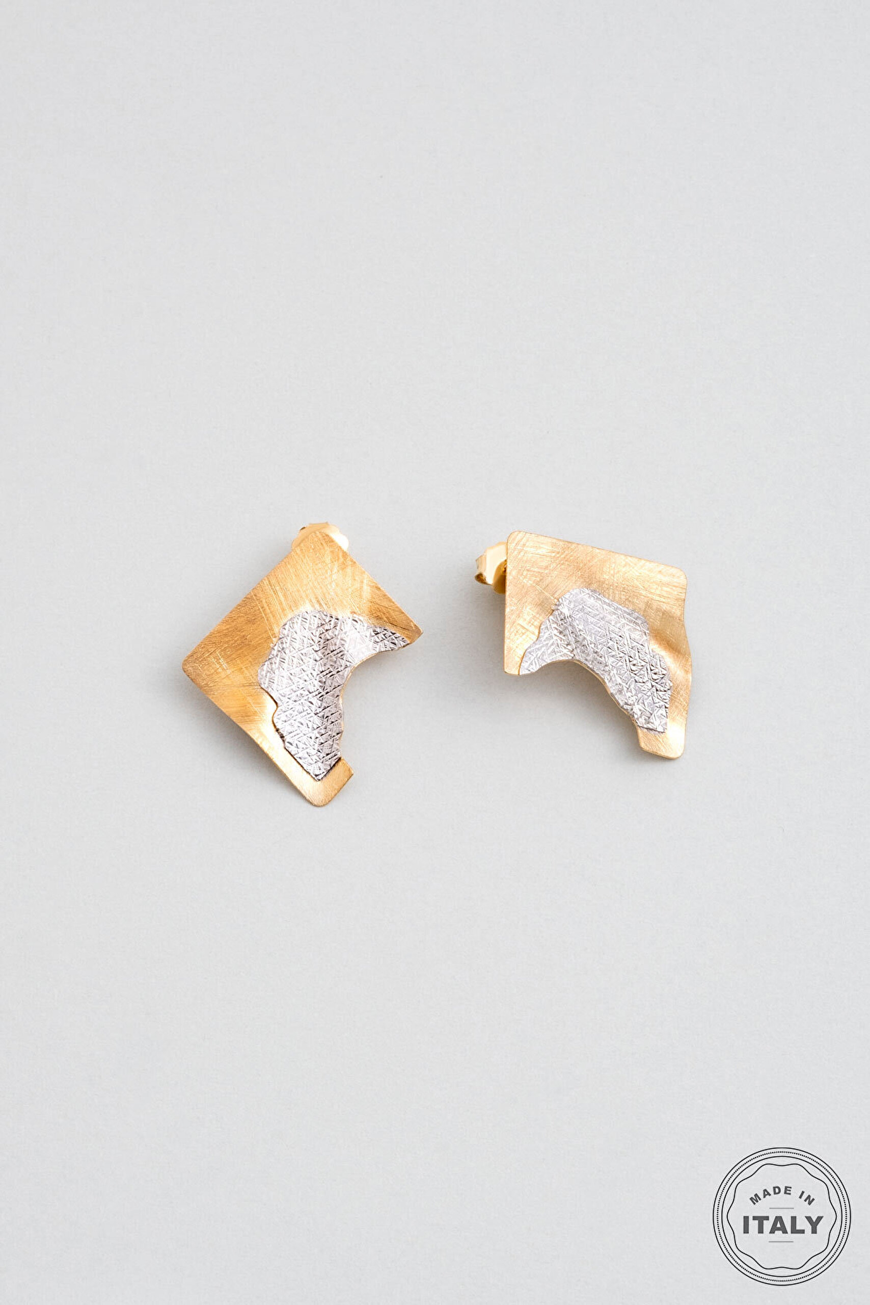 Kayıp Şehir 18 Ayar Sarı Altın Kaplama Gümüş Tasarım Küpe - 0