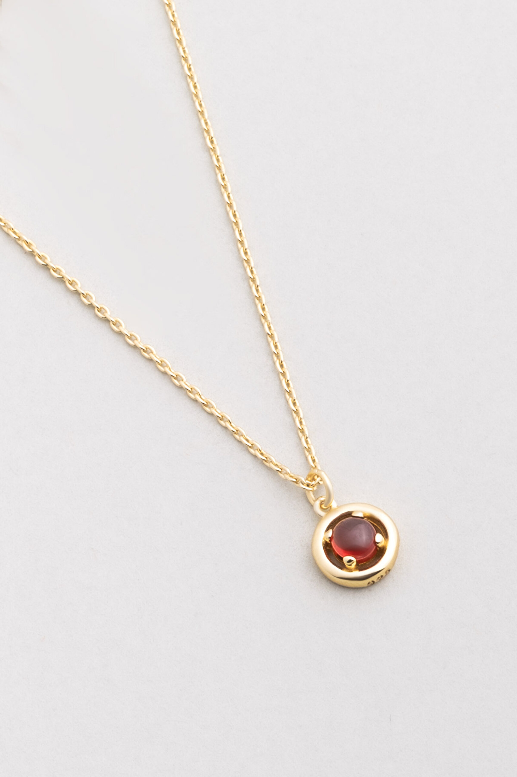 ⁠ Garnet Serüveni 18 Ayar Sarı Altın Kaplama 44 Cm Gümüş Kolye_1}