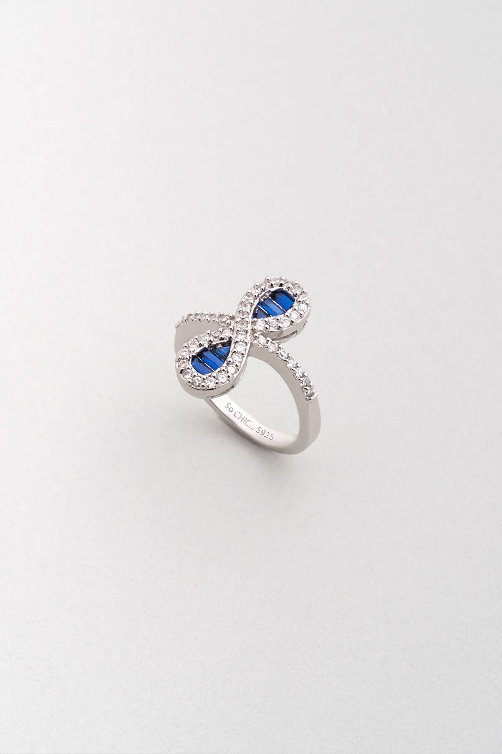 ⁠ Sonsuz Yakamoz 18 Ayar Beyaz Altın Kaplama Gümüş Yüzük_0}