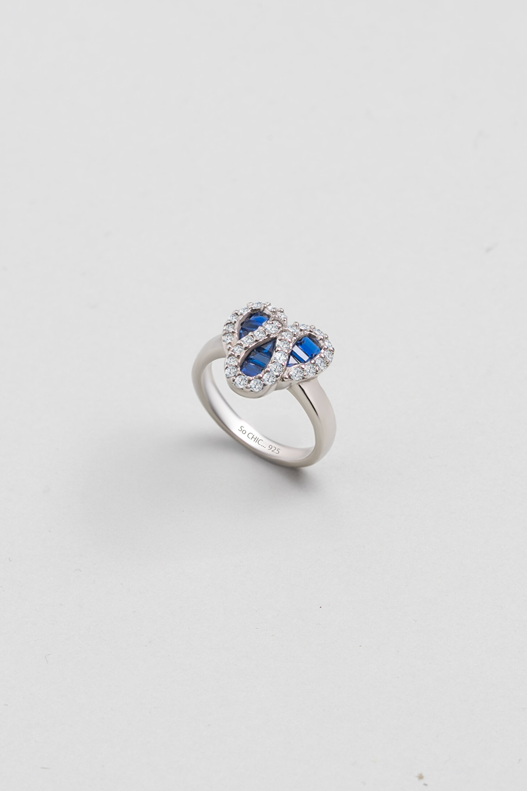 ⁠ Yakamoz Işıltısı 18 Ayar Beyaz Altın Kaplama Gümüş Yüzük_0}