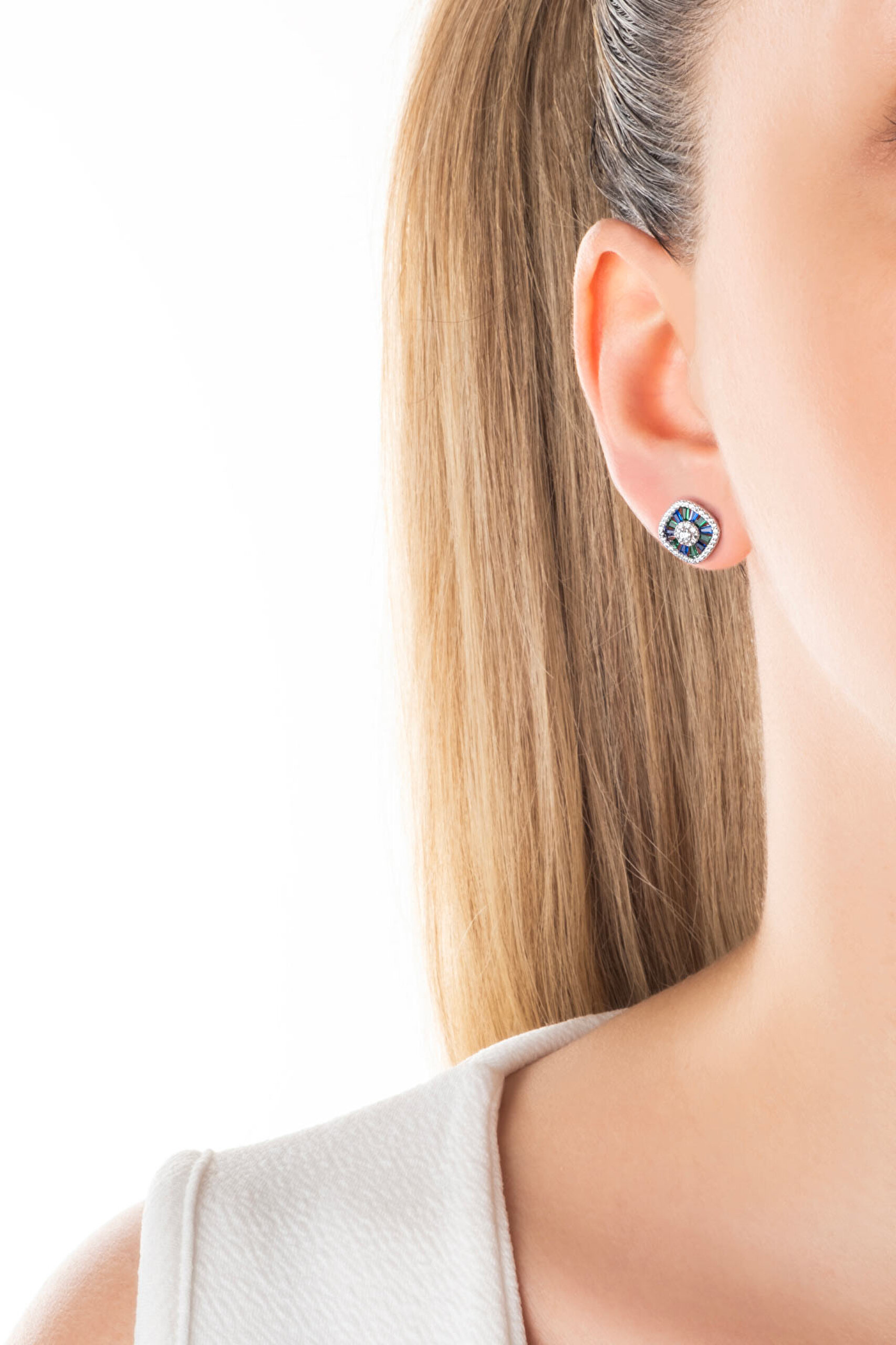 ⁠ Yakamoz Gecesi 18 Ayar Beyaz Altın Kaplama Gümüş Küpe_3}