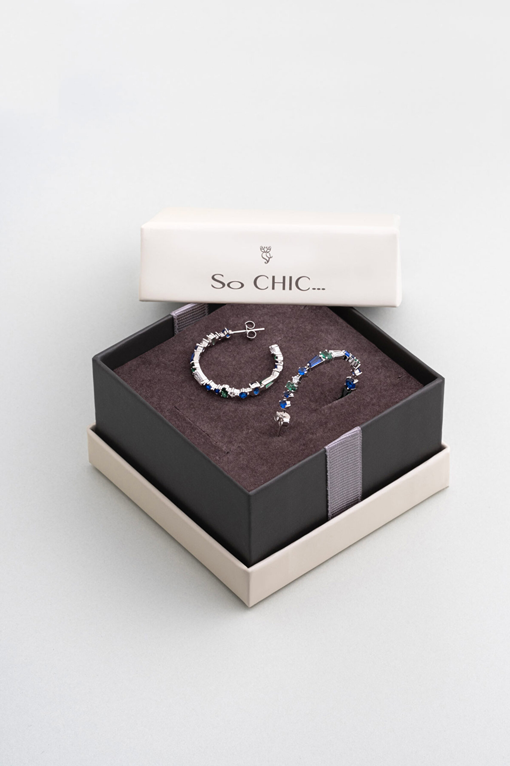 ⁠ Gizemli Yakamoz 18 Ayar Beyaz Altın Kaplama Gümüş Küpe_4}