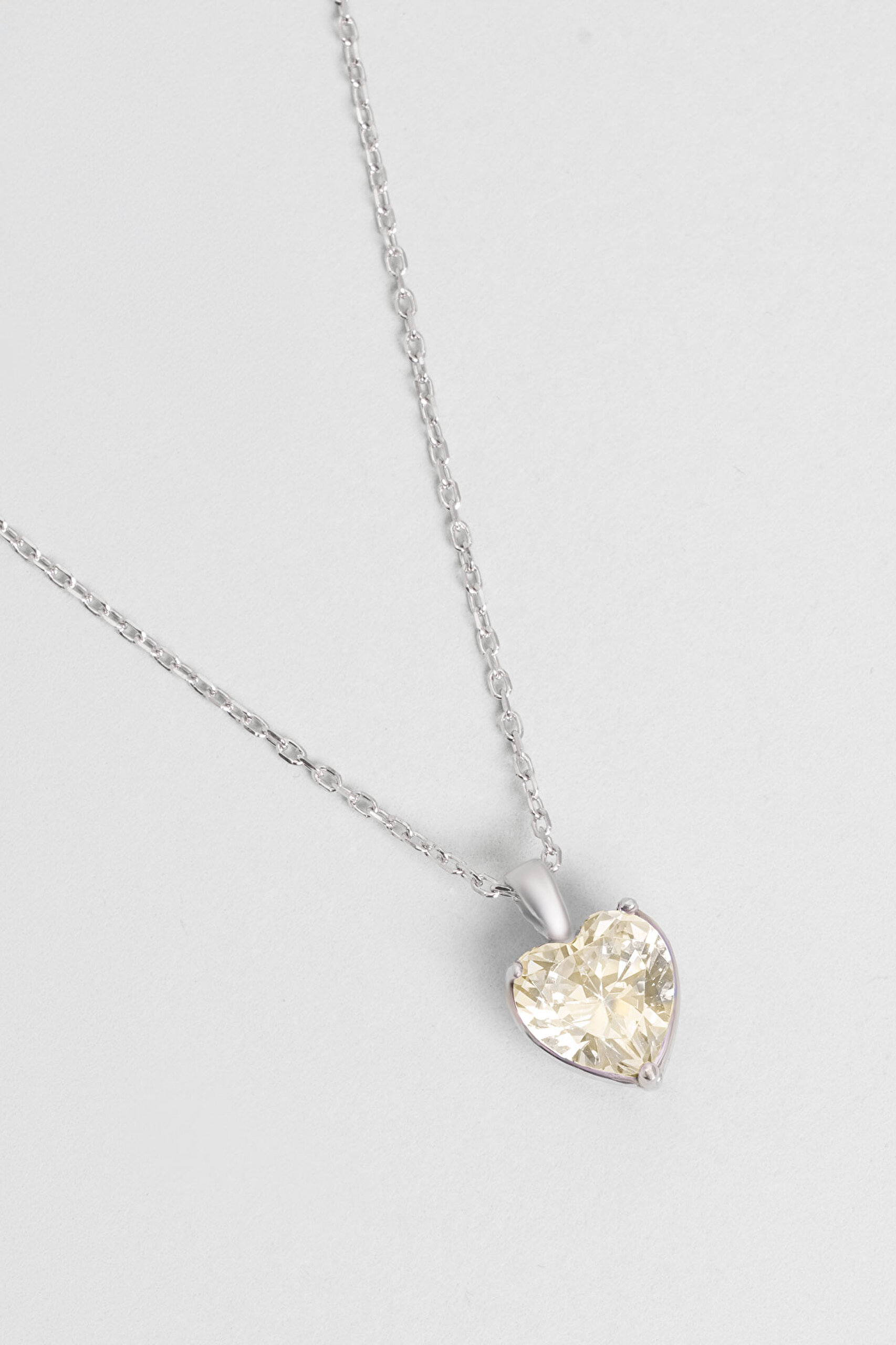 ⁠ Gizemli Kalp 18 Ayar Beyaz Altın Kaplama 45 Cm Gümüş Kolye_4}