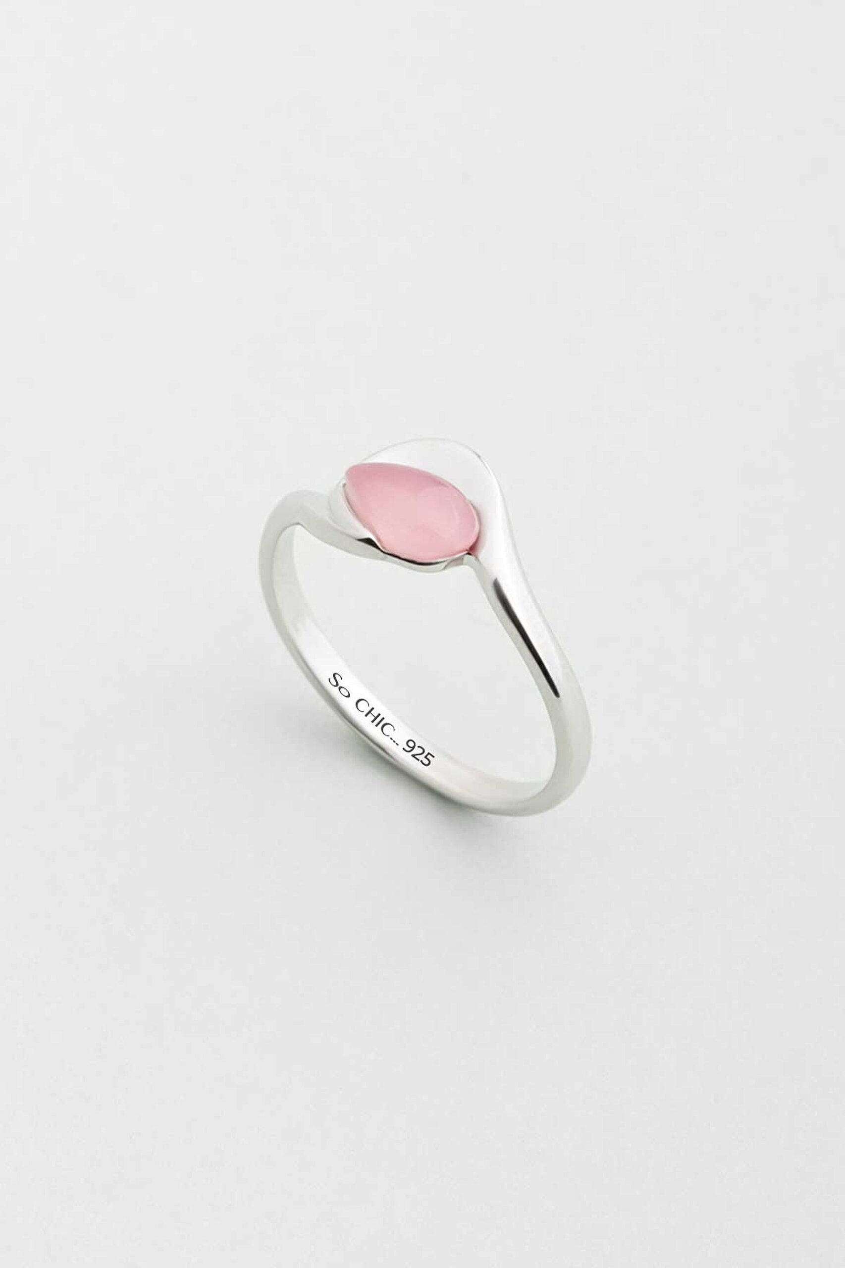 ⁠ Damla Kalsedon 18 Ayar Beyaz Altın Kaplama Gümüş Yüzük_0}