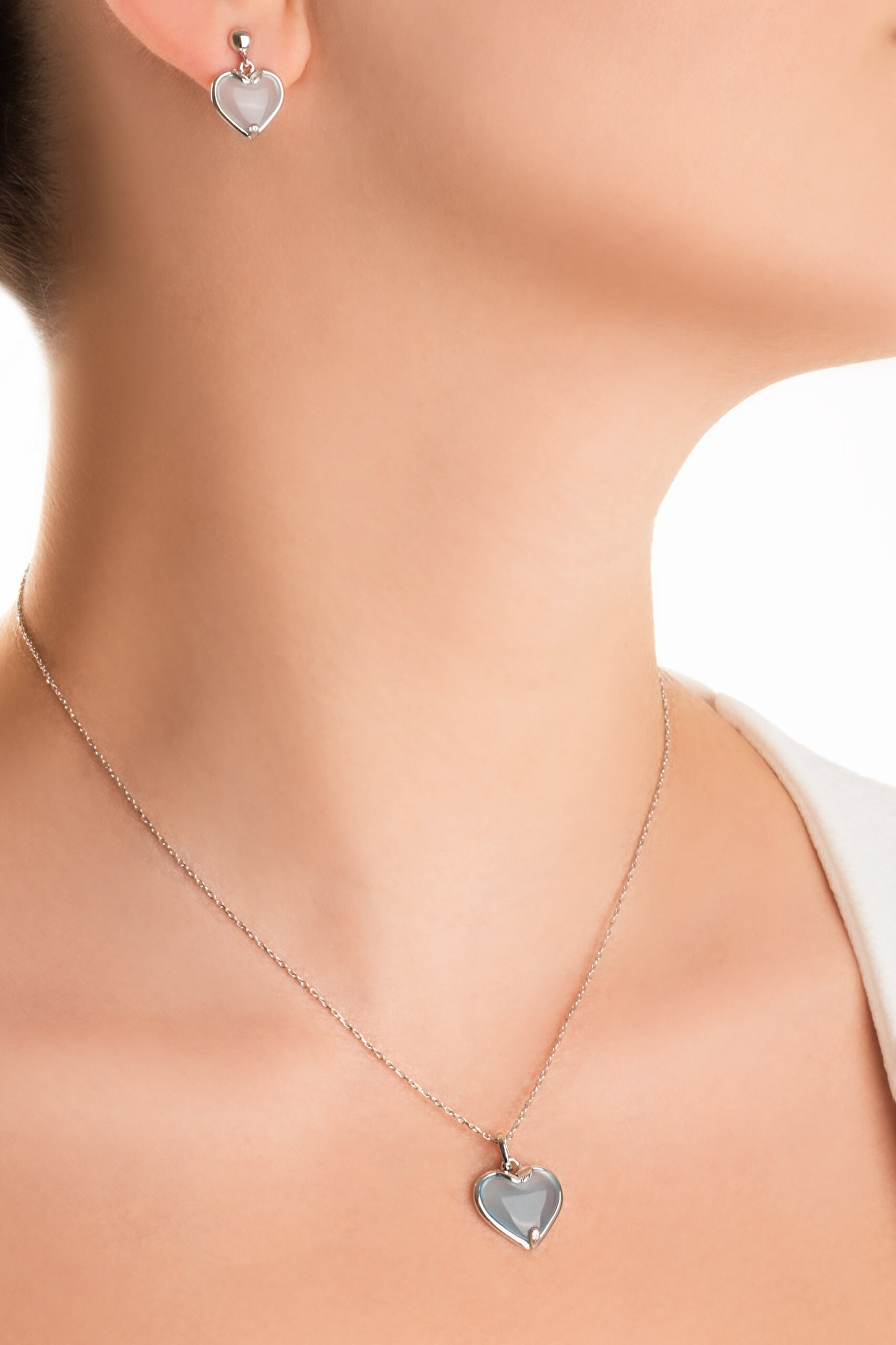 ⁠ Kalsedon Aşkı 18 Ayar Beyaz Altın Kaplama Gümüş Küpe_1}