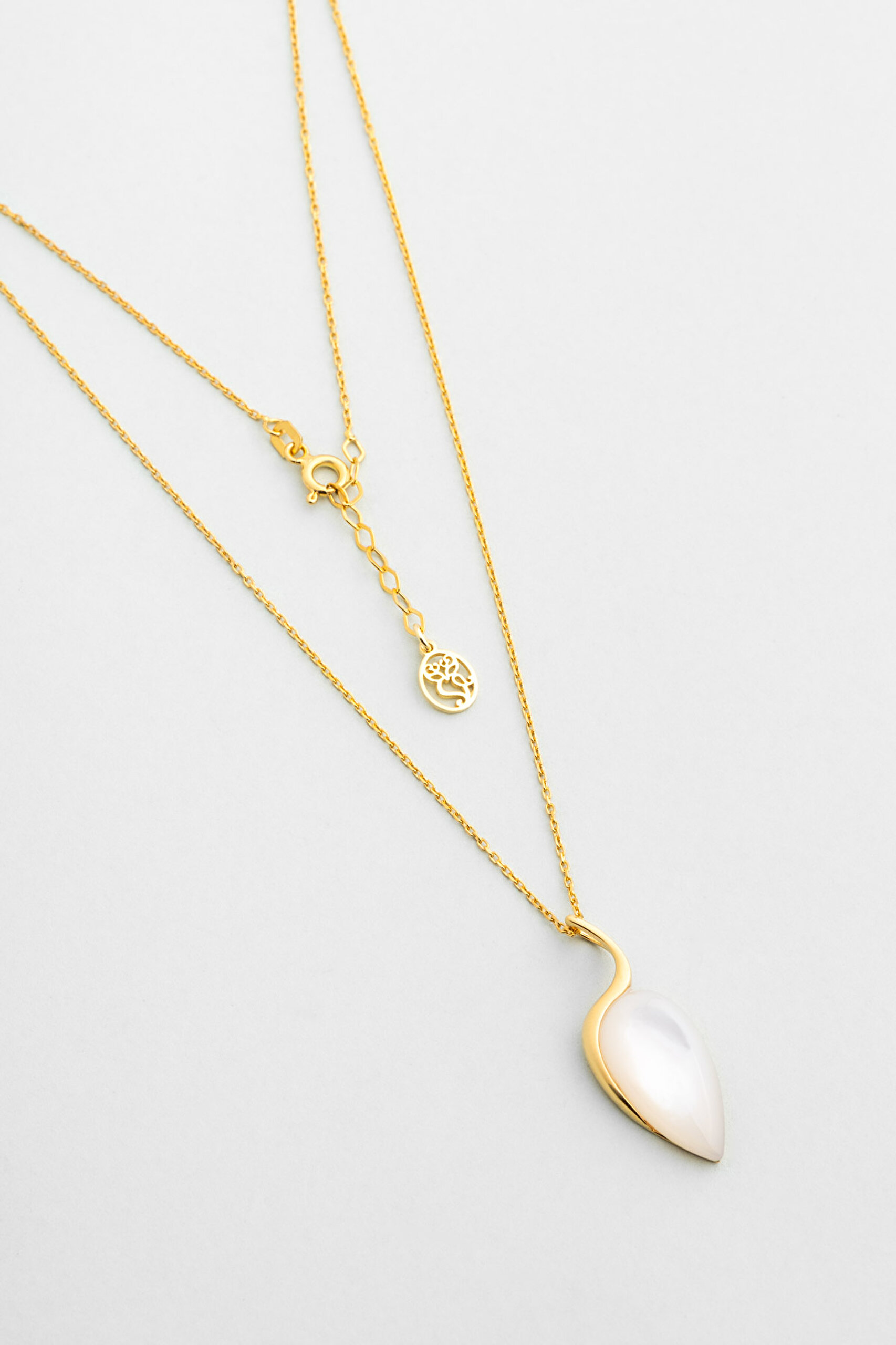 ⁠ Damla Sedef 18 Ayar Sarı Altın Kaplama 42 Cm Gümüş Kolye_0}