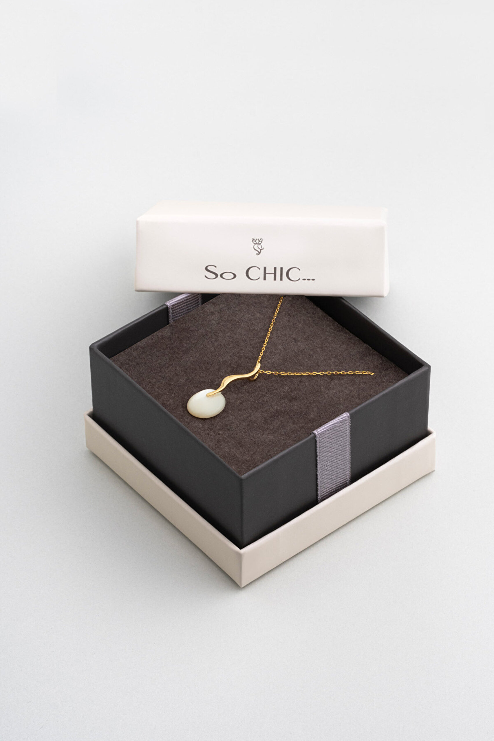 Sedef Masalı 18 Ayar Sarı Altın Kaplama 42 Cm Gümüş Kolye - 4