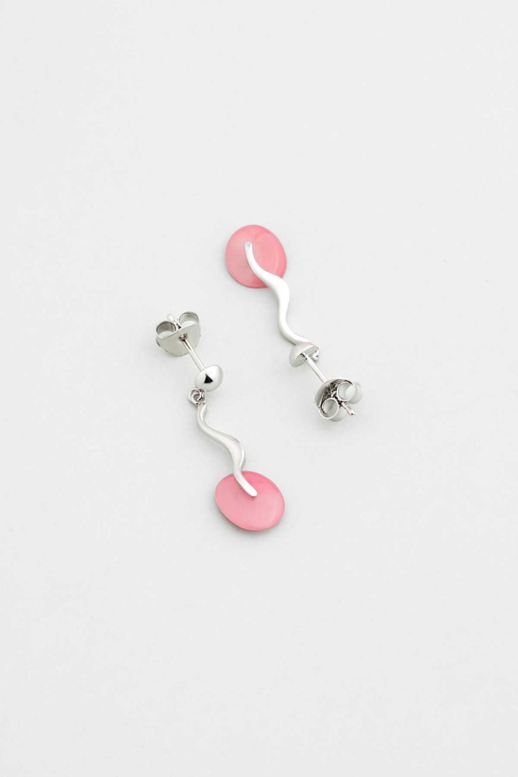 ⁠ Kalsedon Masalı 18 Ayar Beyaz Altın Kaplama Gümüş Küpe_0}