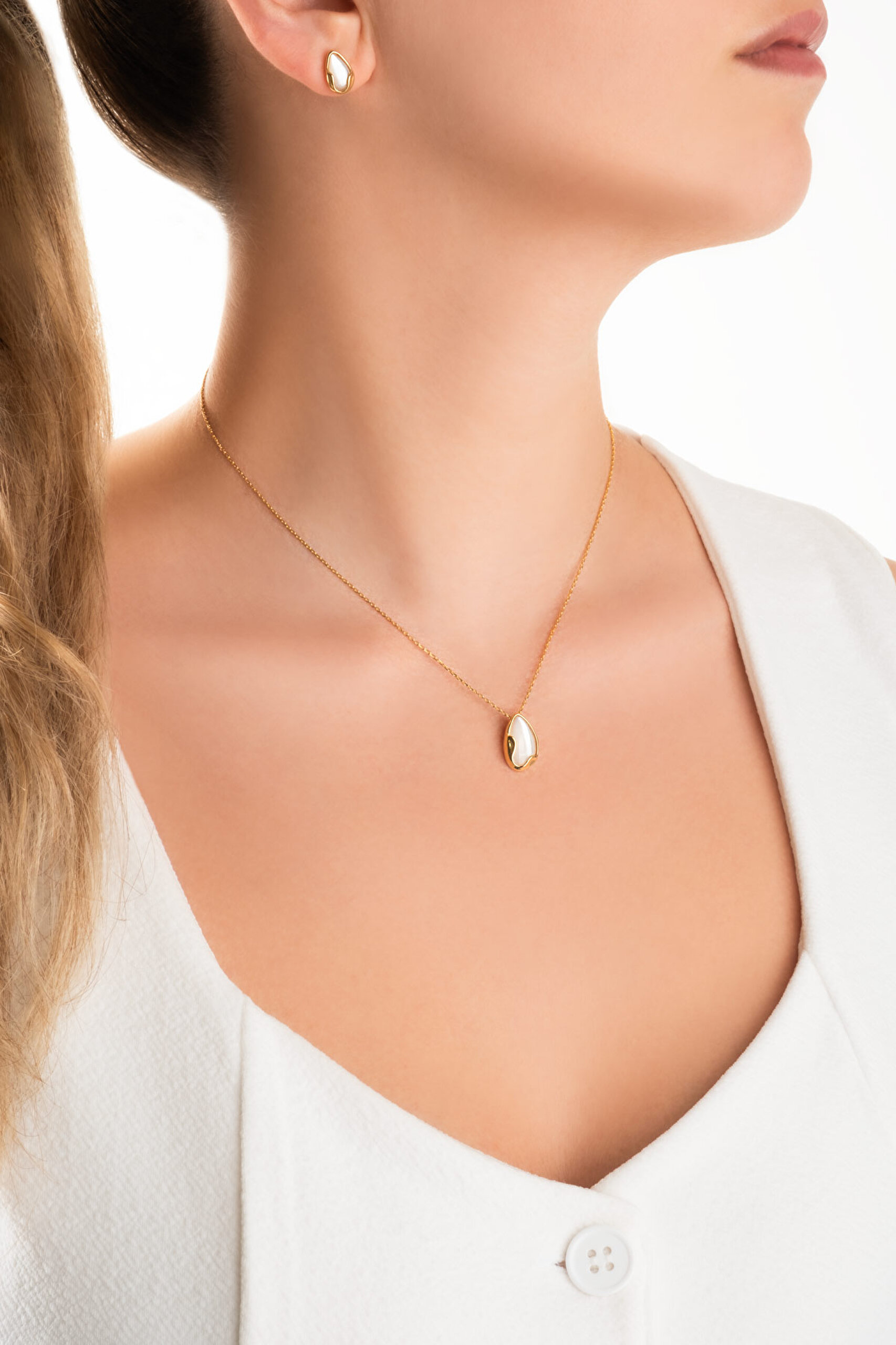 ⁠ Sedef Esintisi 18 Ayar Sarı Altın Kaplama 42 Cm Gümüş Kolye_3}