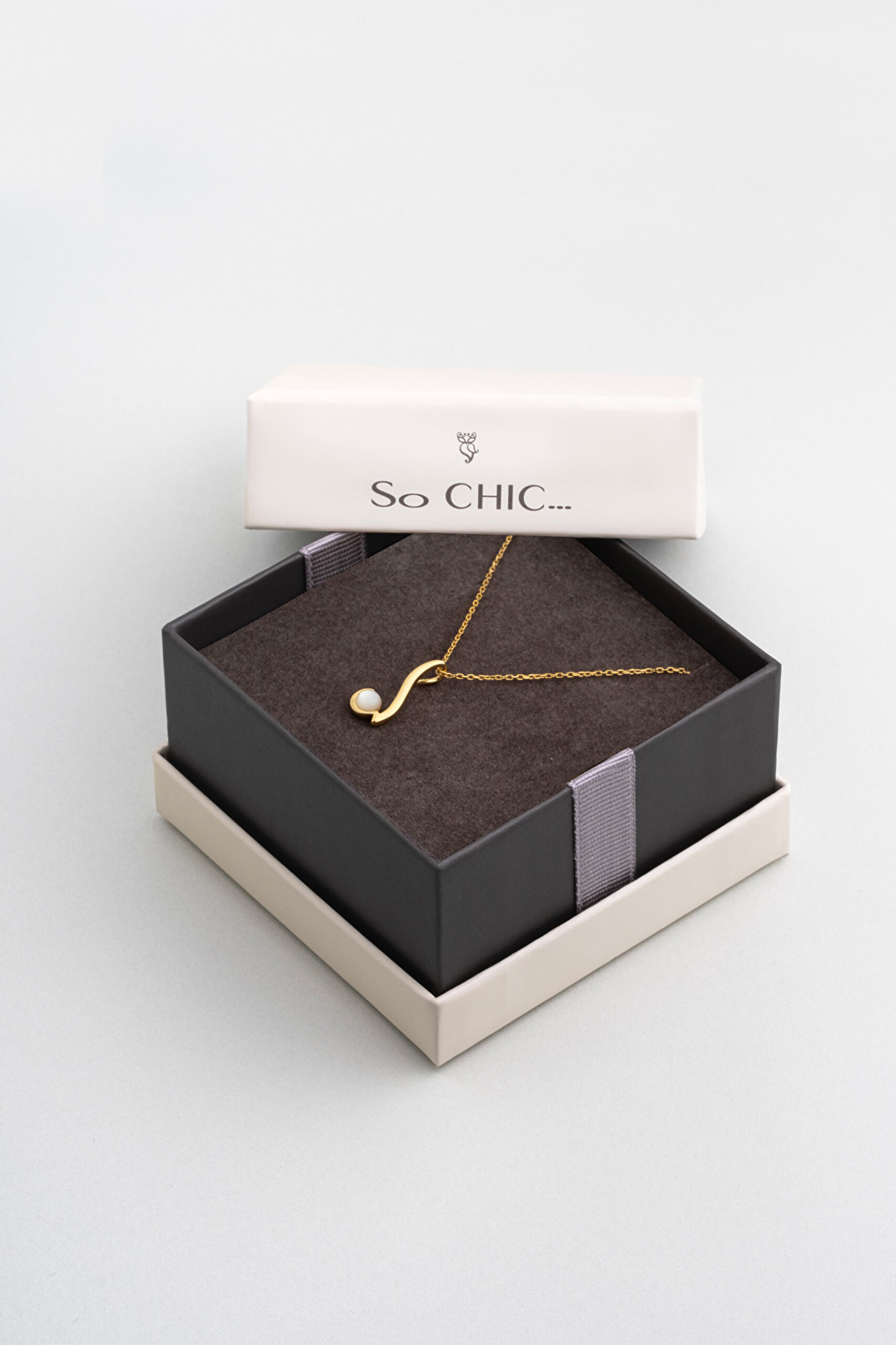 ⁠ Sedef Büyüsü 18 Ayar Sarı Altın Kaplama 43 Cm Gümüş Kolye_5}