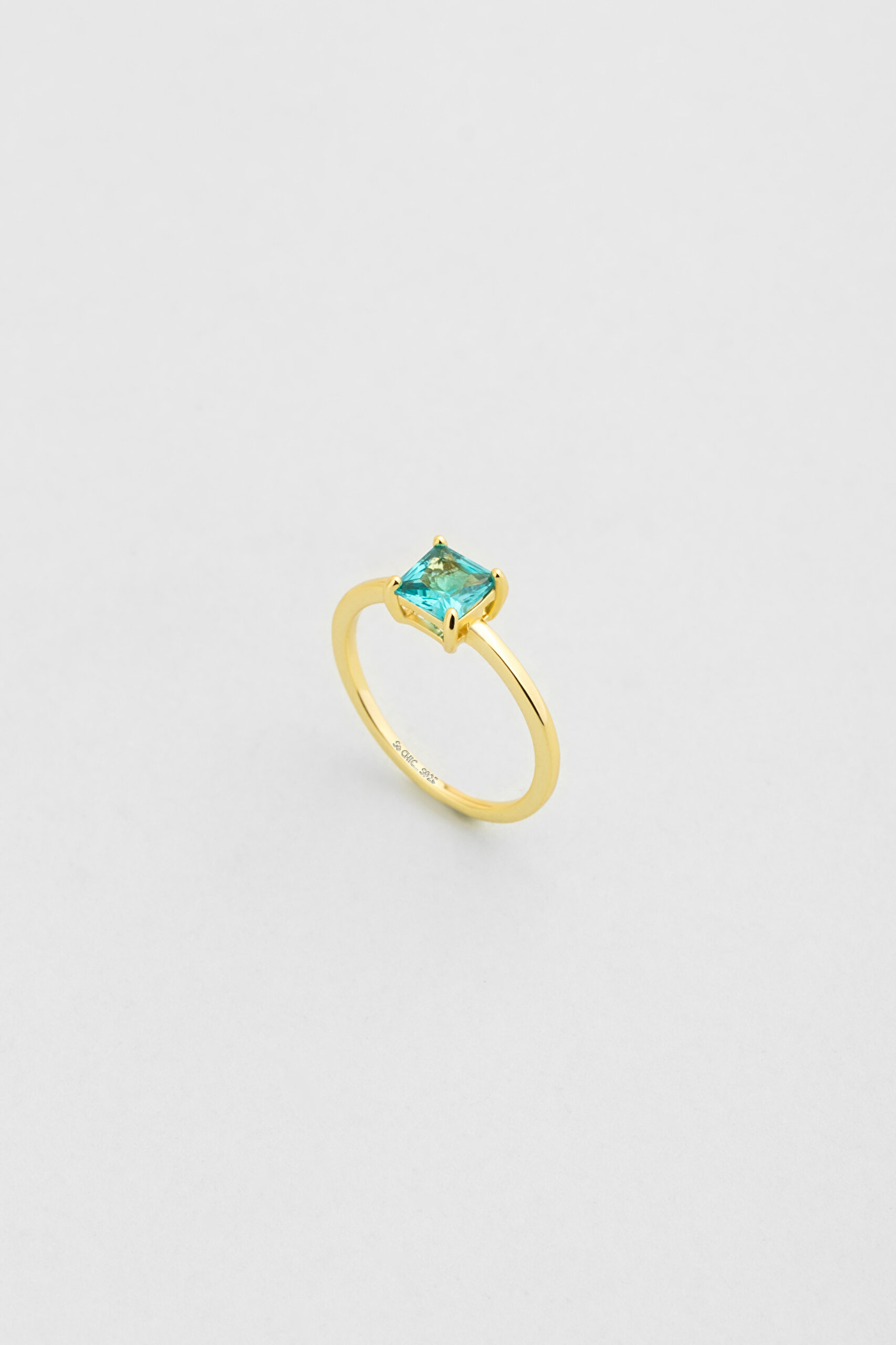 ⁠ Mira 18 Ayar Sarı Altın Kaplama Gümüş Teştaş Yüzük_0}