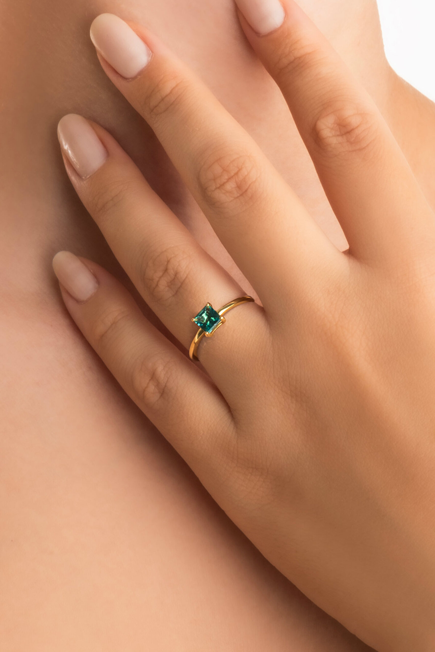 ⁠ Mira 18 Ayar Sarı Altın Kaplama Gümüş Teştaş Yüzük_1}