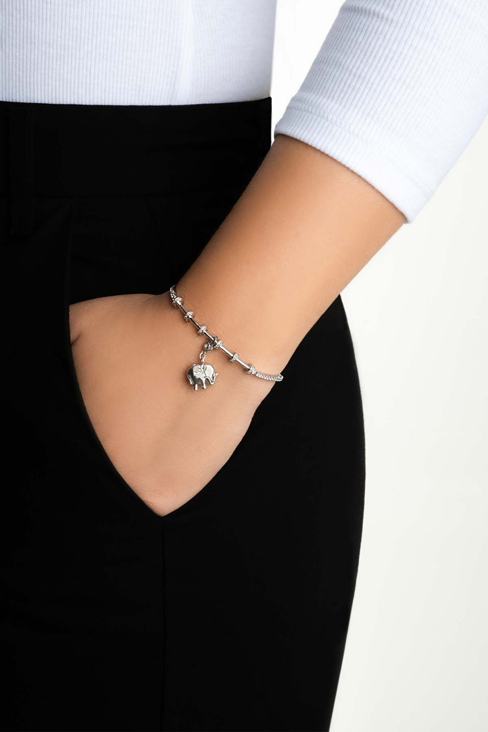 ⁠ Şanslı Fil 18 Ayar Beyaz Altın Kaplama Gümüş Charm_3}