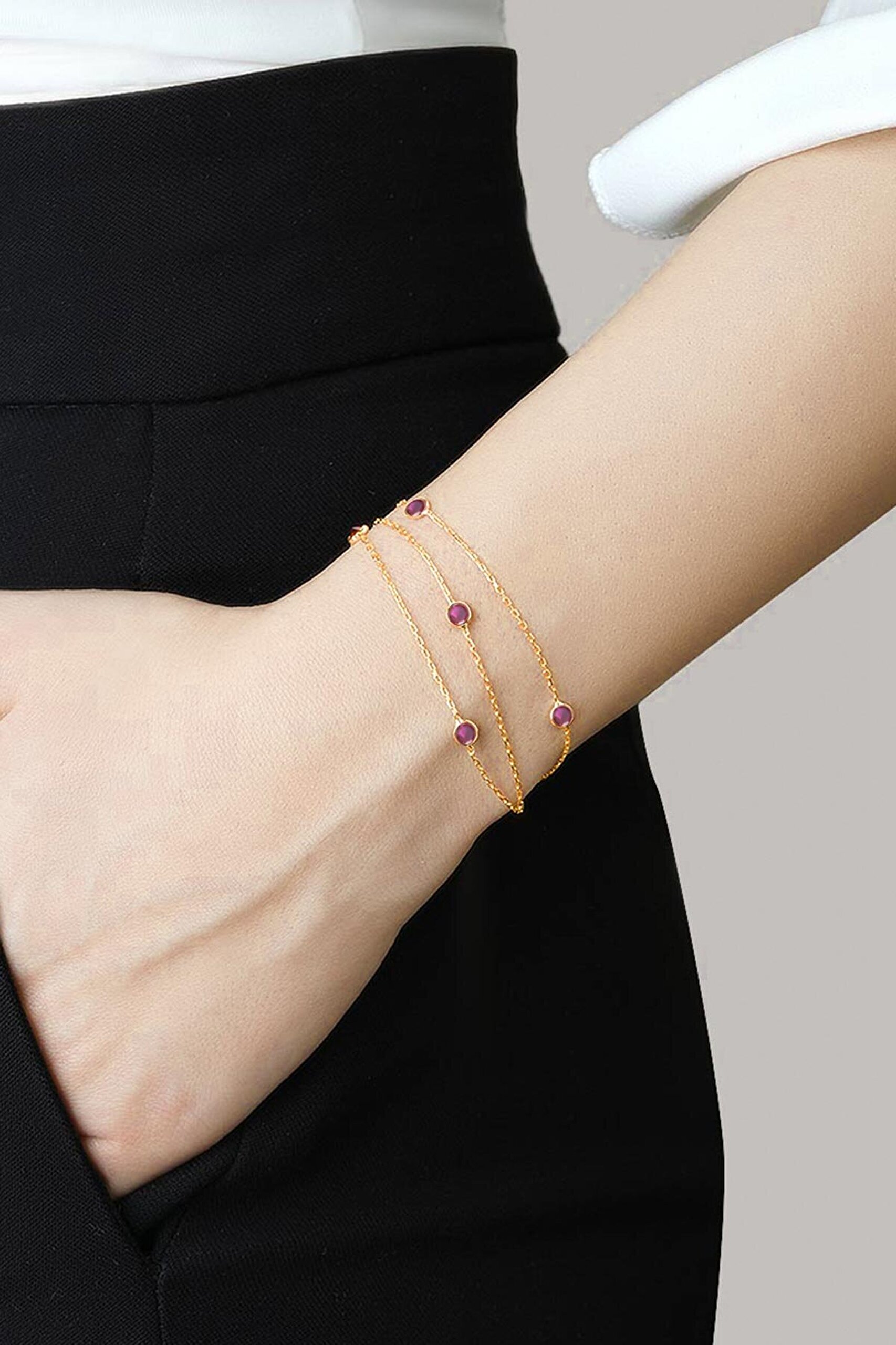 Üç Sıra Zirkon Taşlı 18 Ayar Sarı Altın Kaplama 19 Cm Gümüş Bileklik - 1