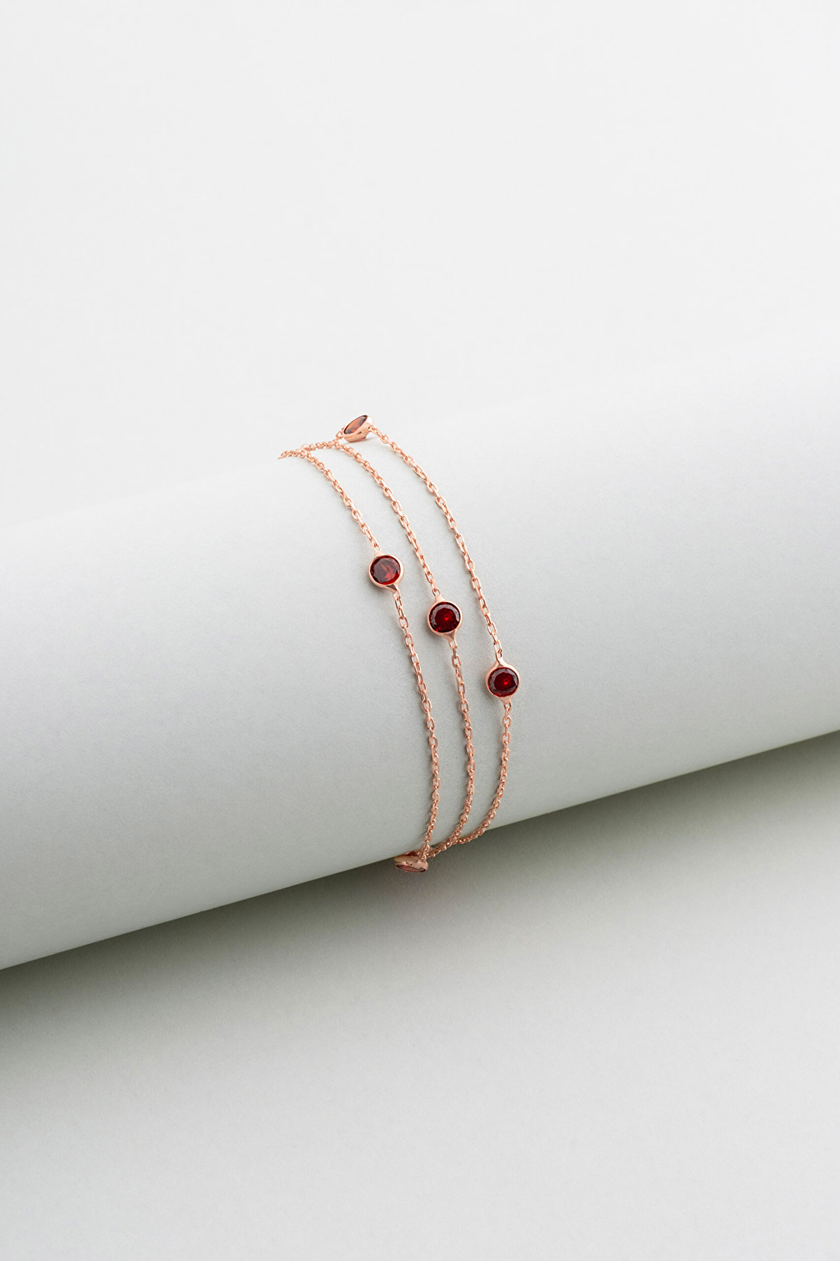 ⁠ Üç Sıra Zirkon Taşlı 18 Ayar Rose  Altın Kaplama 19 Cm Gümüş Bileklik_0}