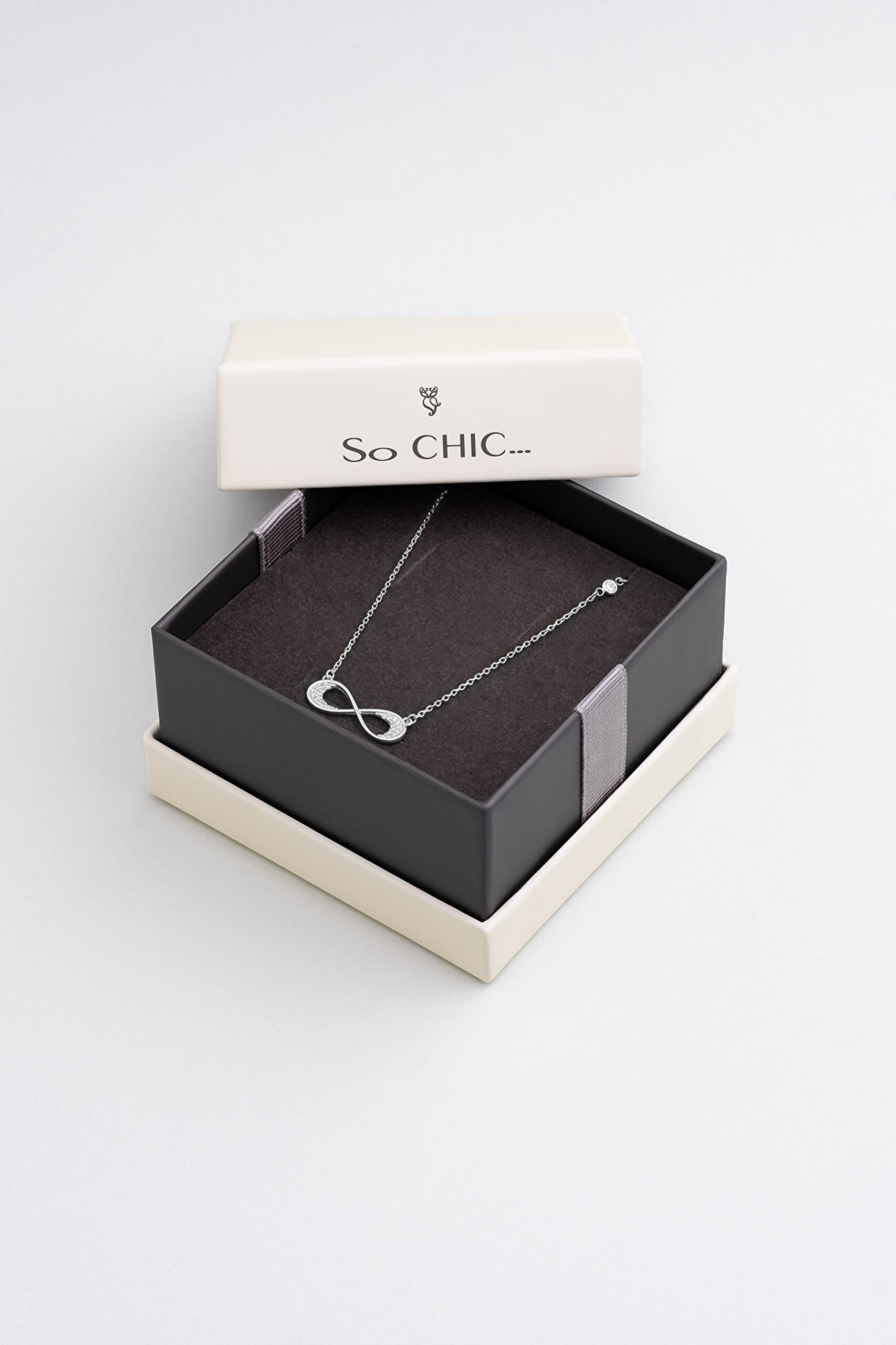 Sonsuzluk Figürlü 18 Ayar Beyaz Altın Kaplama Gümüş Kolye - 5