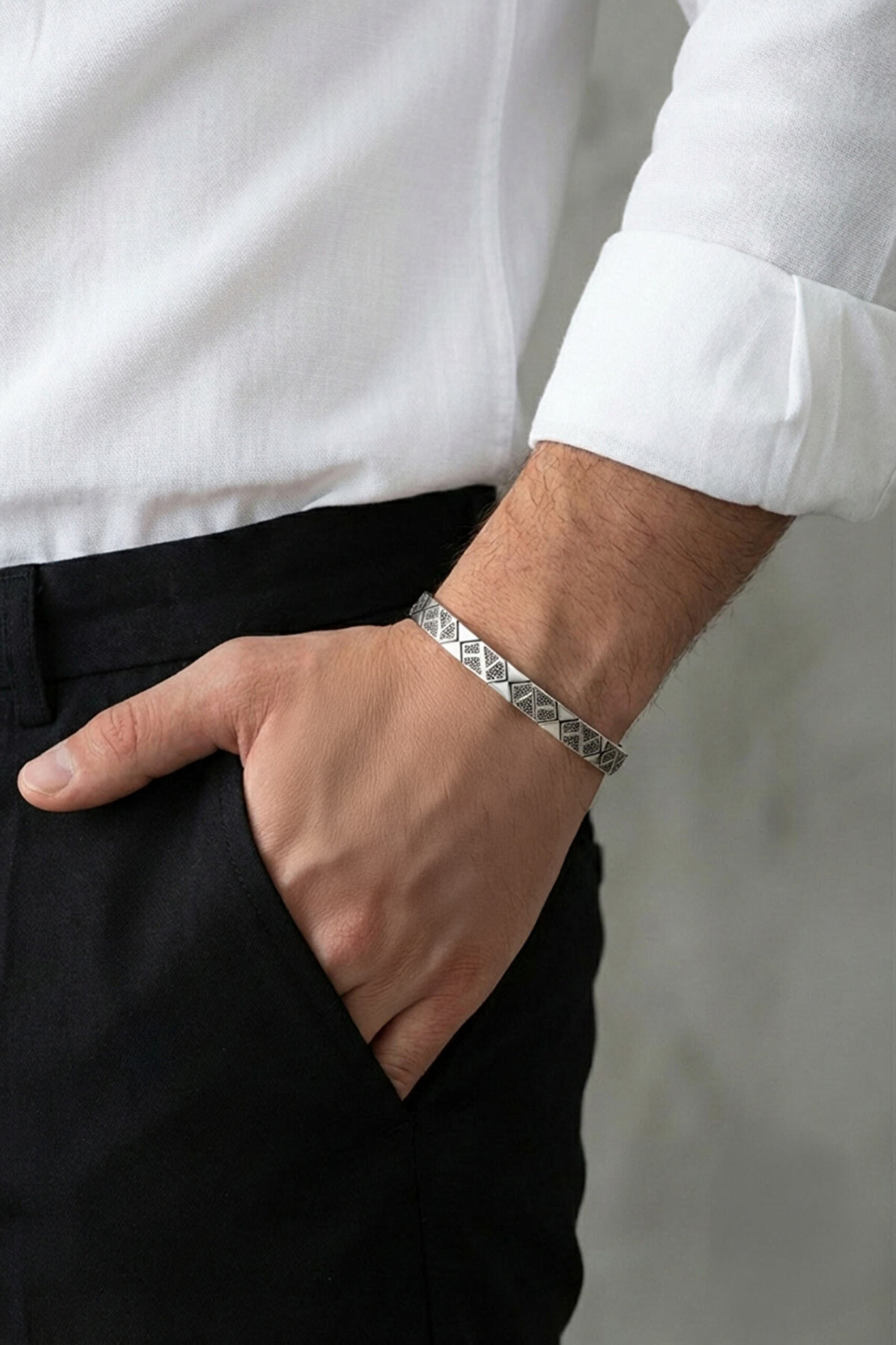 Modern Stil Gümüş Erkek Kelepçe Bileklik - 2