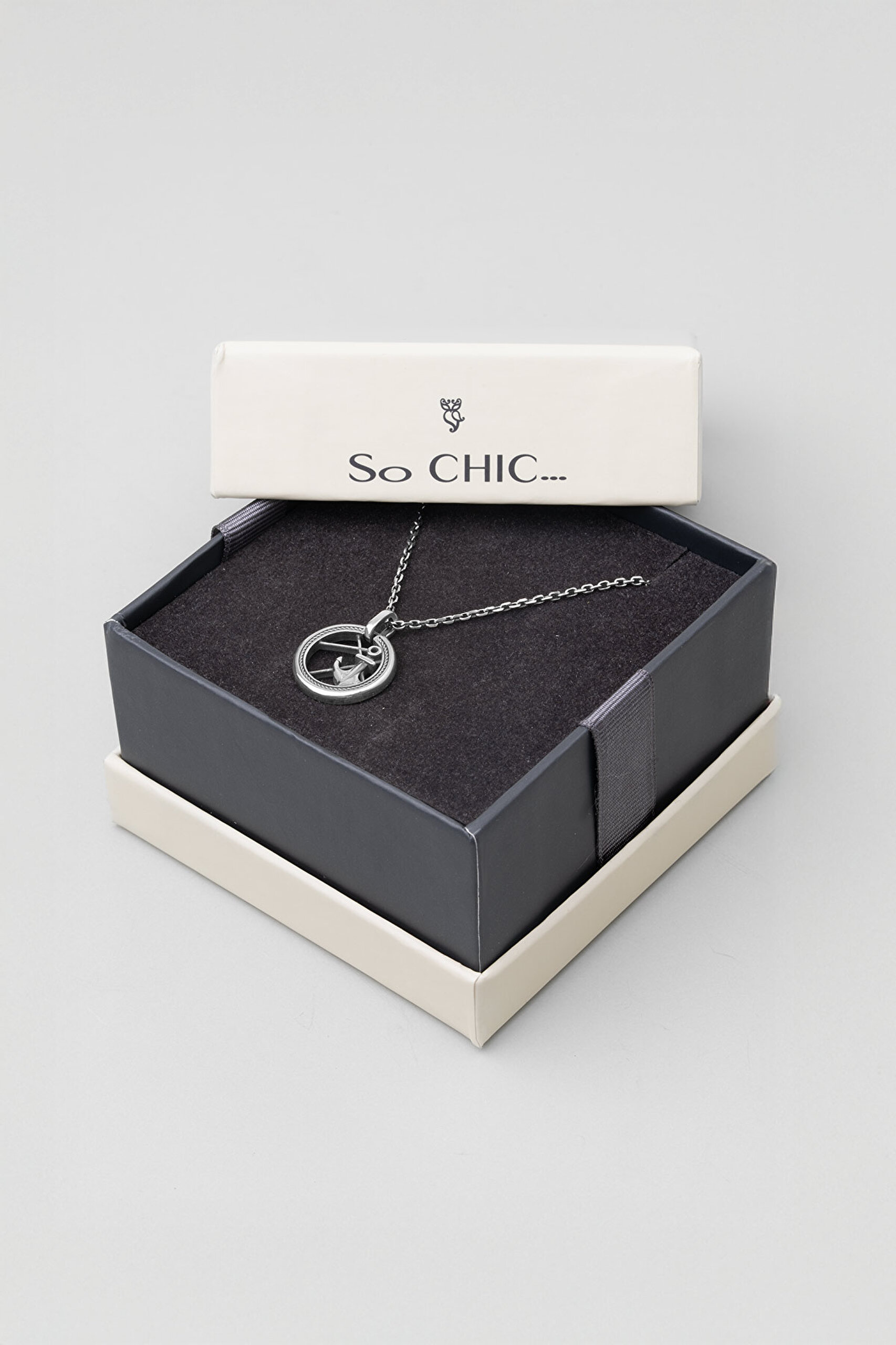 ⁠ Çapa Ve Kılıç Figürlü Gümüş Erkek Kolye_3}