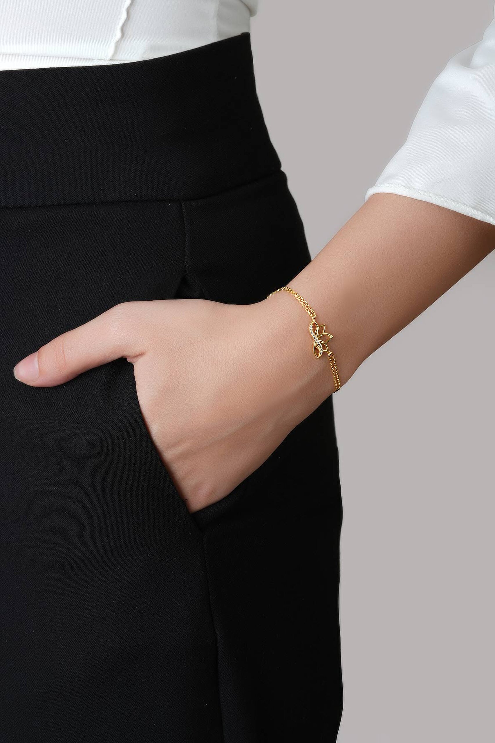 ⁠ Nilüfer Çiçeği 18 Ayar Sarı Altın Kaplama 21 Cm Gümüş Bileklik_3}