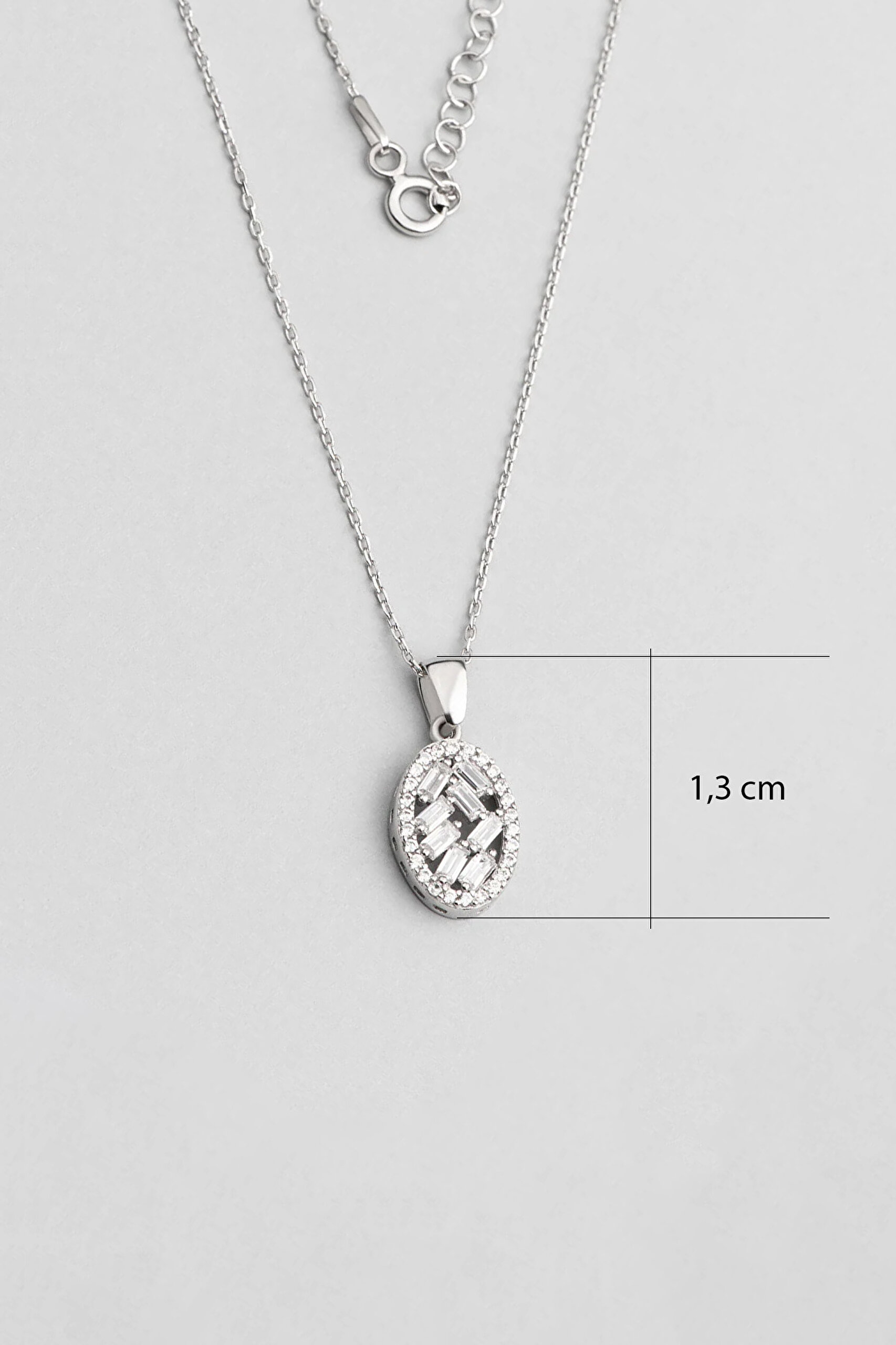 ⁠ Baget Taşlı 18 Ayar Beyaz Altın Kaplama 45 Cm Gümüş Kolye_2}