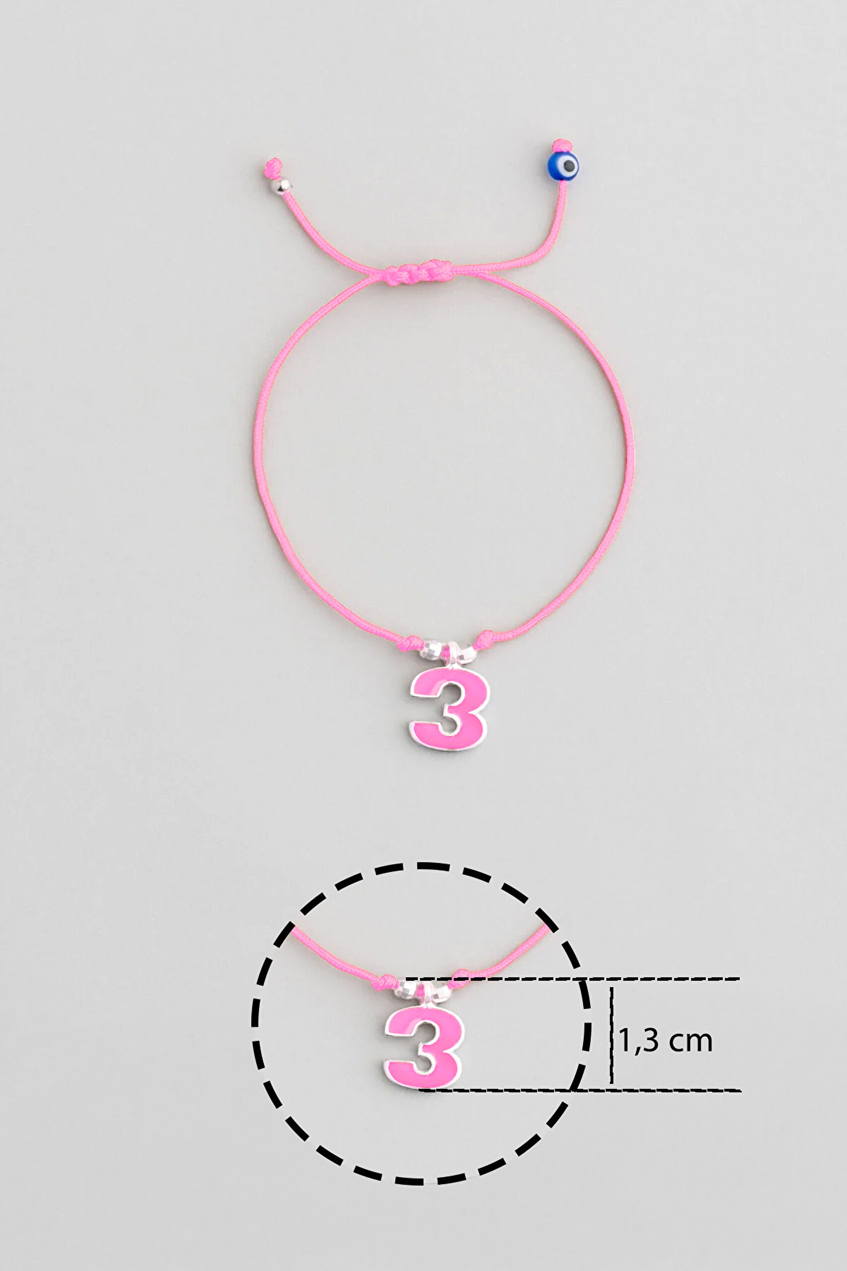 ⁠ 3 Sayısı İkonlu 18 Ayar Beyaz Altın Kaplama Ayarlanabilir Gümüş İpli Bileklik_2}