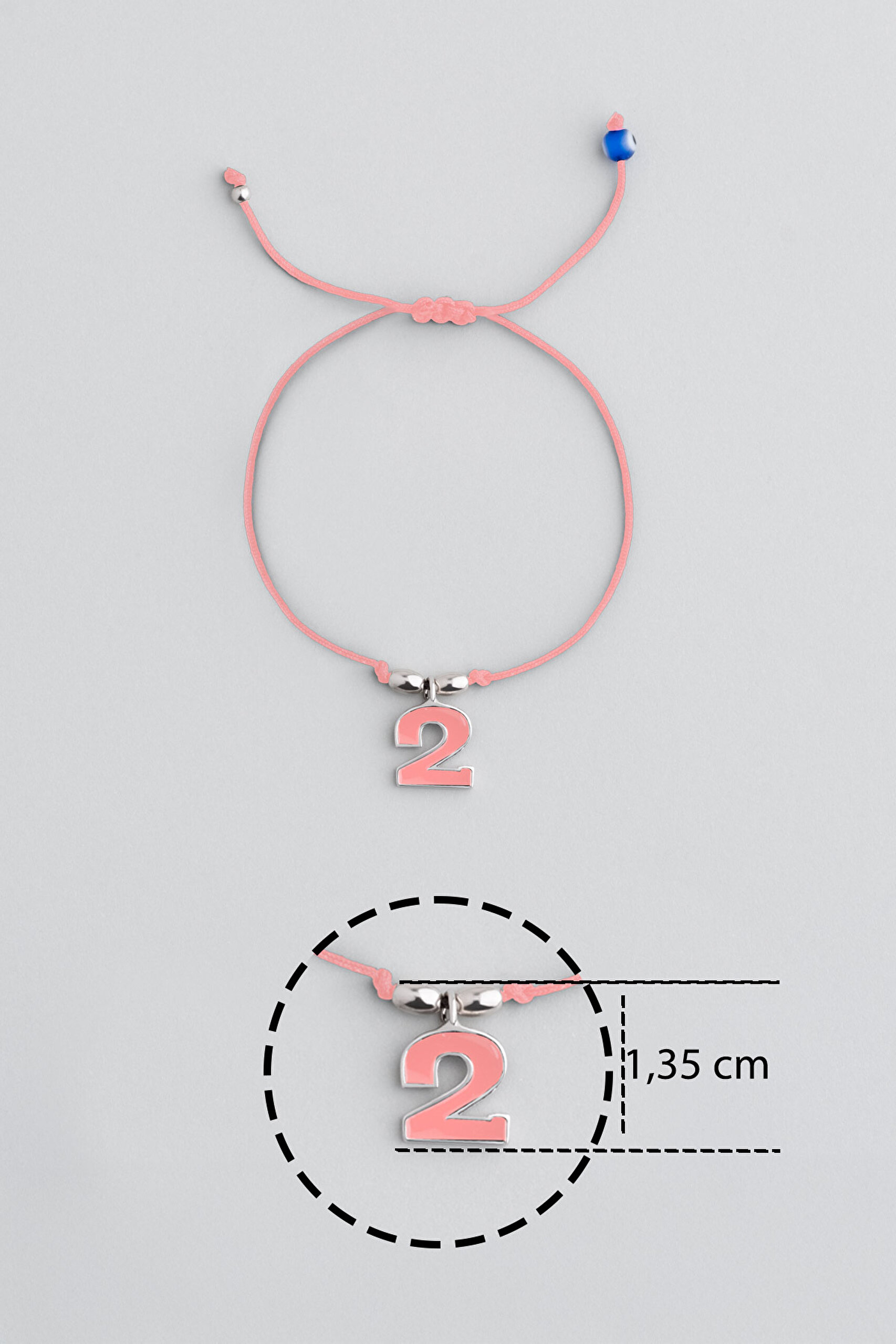 ⁠ 2 Sayısı İkonlu 18 Ayar Beyaz Altın Kaplama Ayarlanabilir Gümüş İpli Bileklik_2}