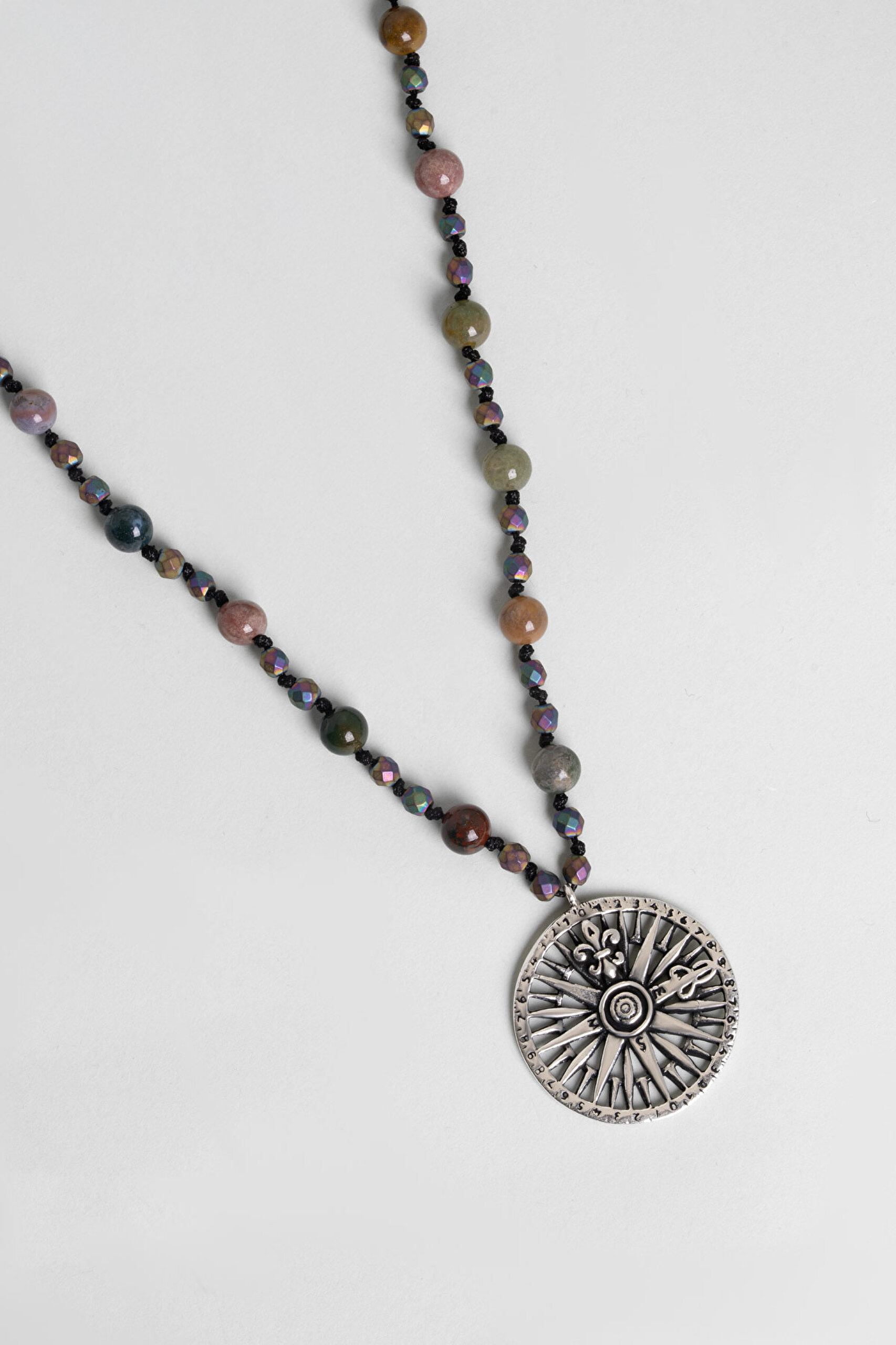 ⁠ Akik Ve Hematit Taşlı 80 Cm Gümüş Pusula Erkek Kolye_4}